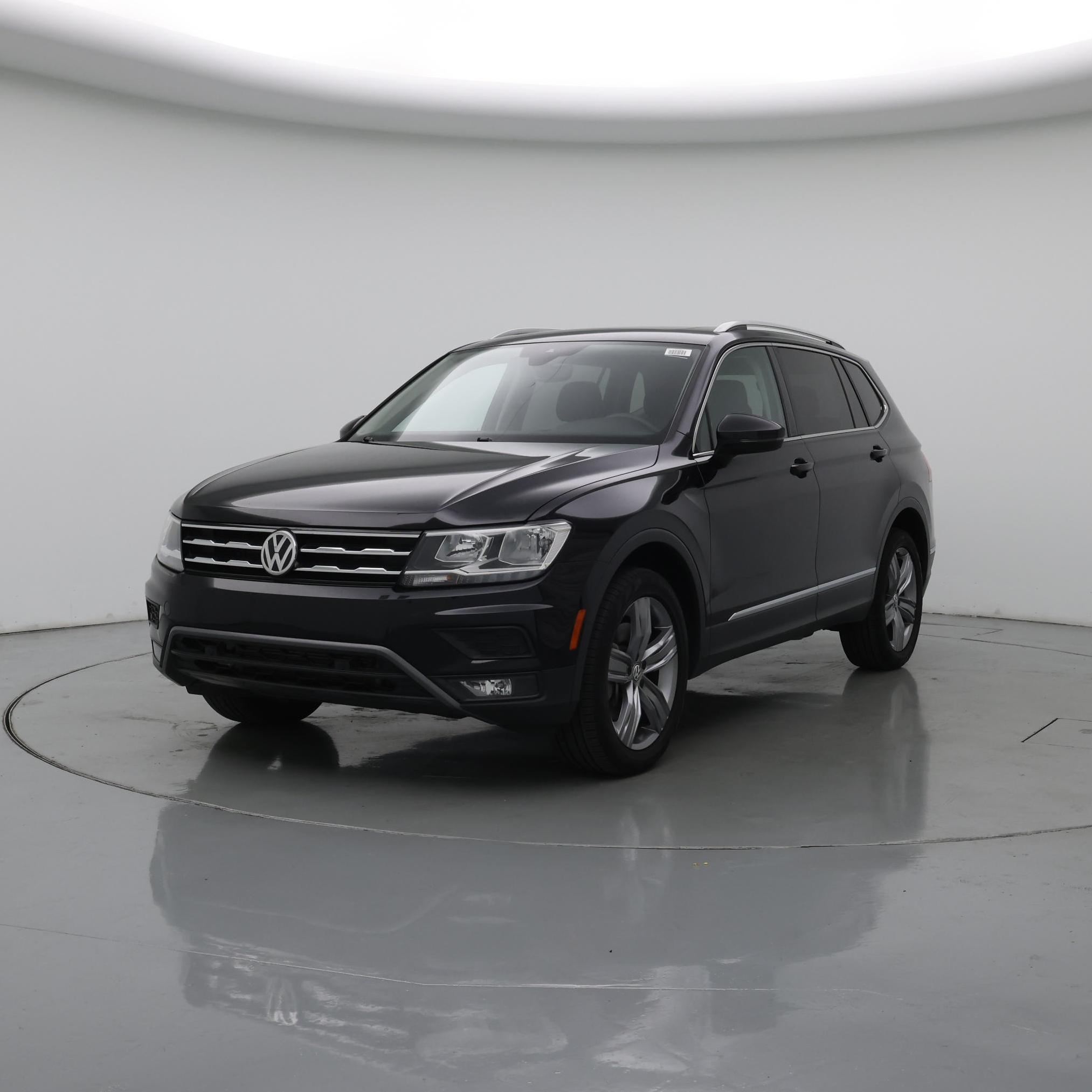 Thumbnail: 2021 Volkswagen Tiguan - 4