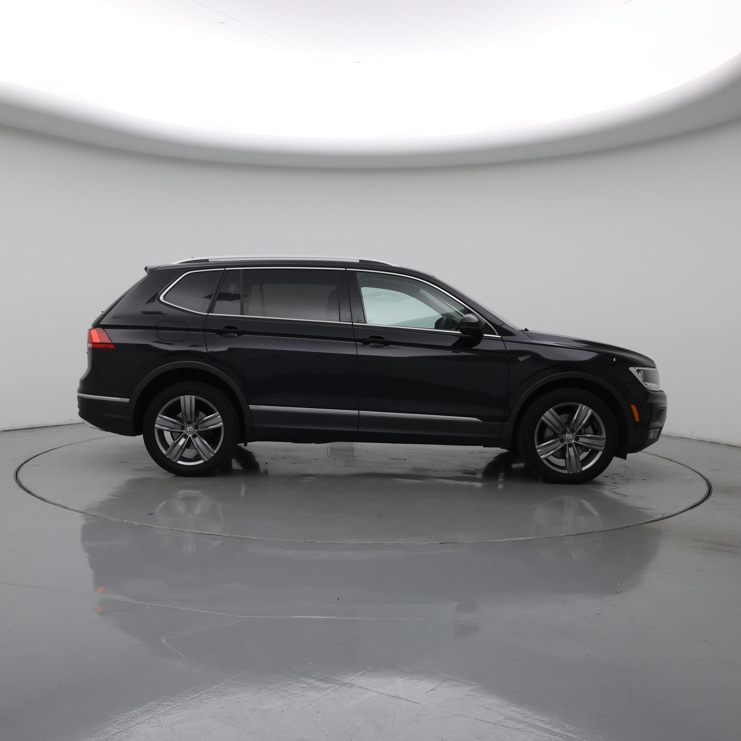 Thumbnail: 2021 Volkswagen Tiguan - 7