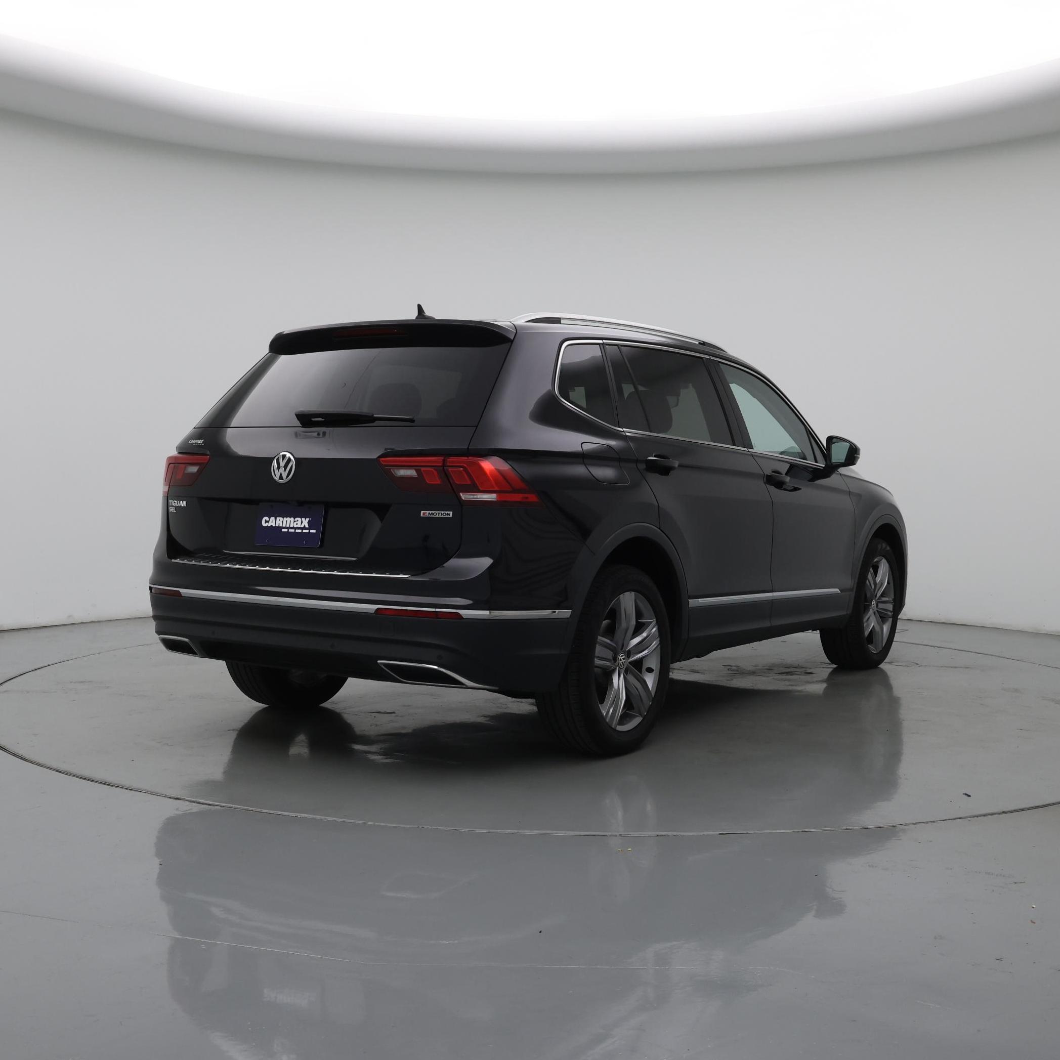 Thumbnail: 2021 Volkswagen Tiguan - 8