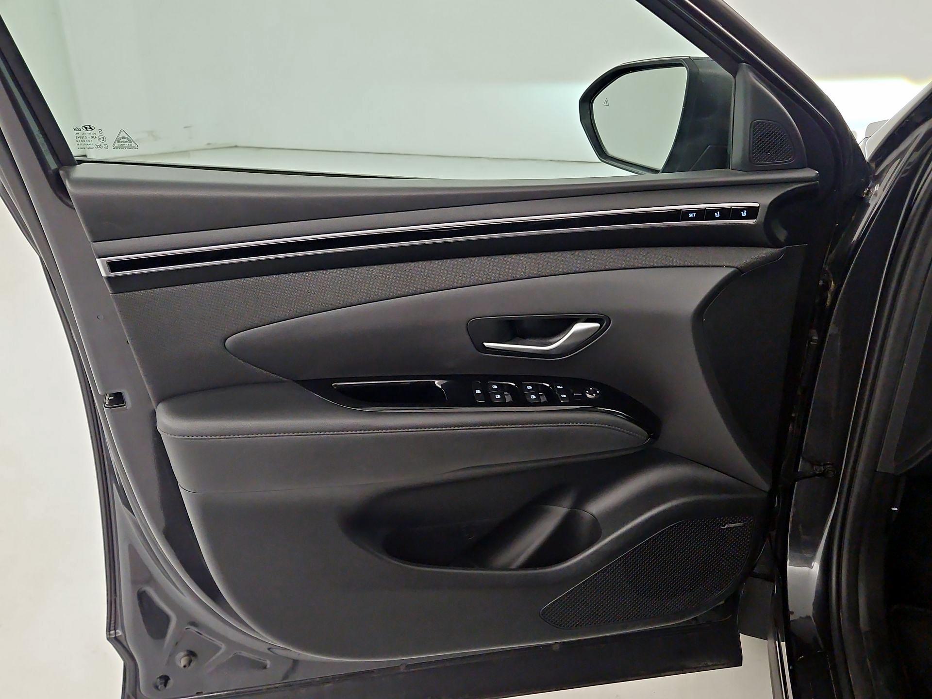 Thumbnail: 2023 Hyundai Tucson - 10