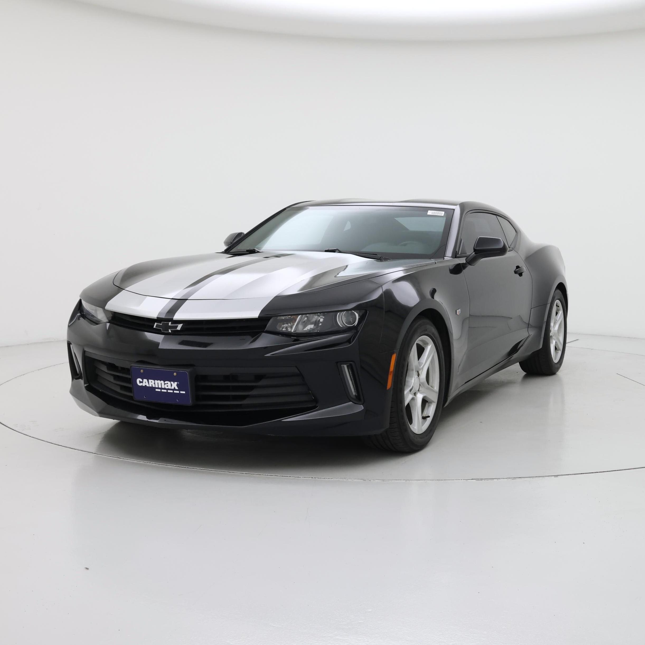 Thumbnail: 2017 Chevrolet Camaro - 4