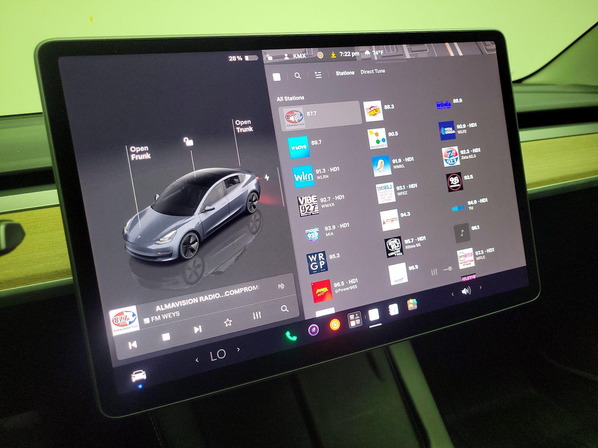 Thumbnail: 2023 Tesla Model 3 - 15