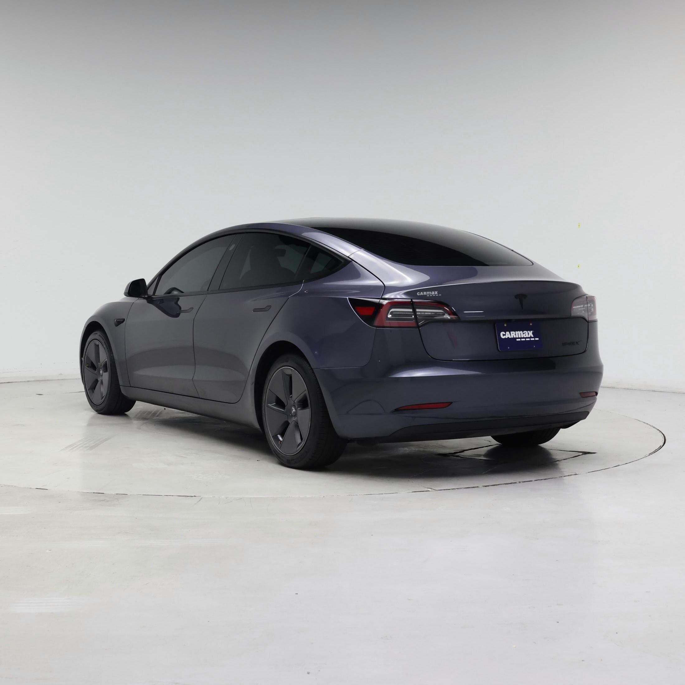Thumbnail: 2023 Tesla Model 3 - 2
