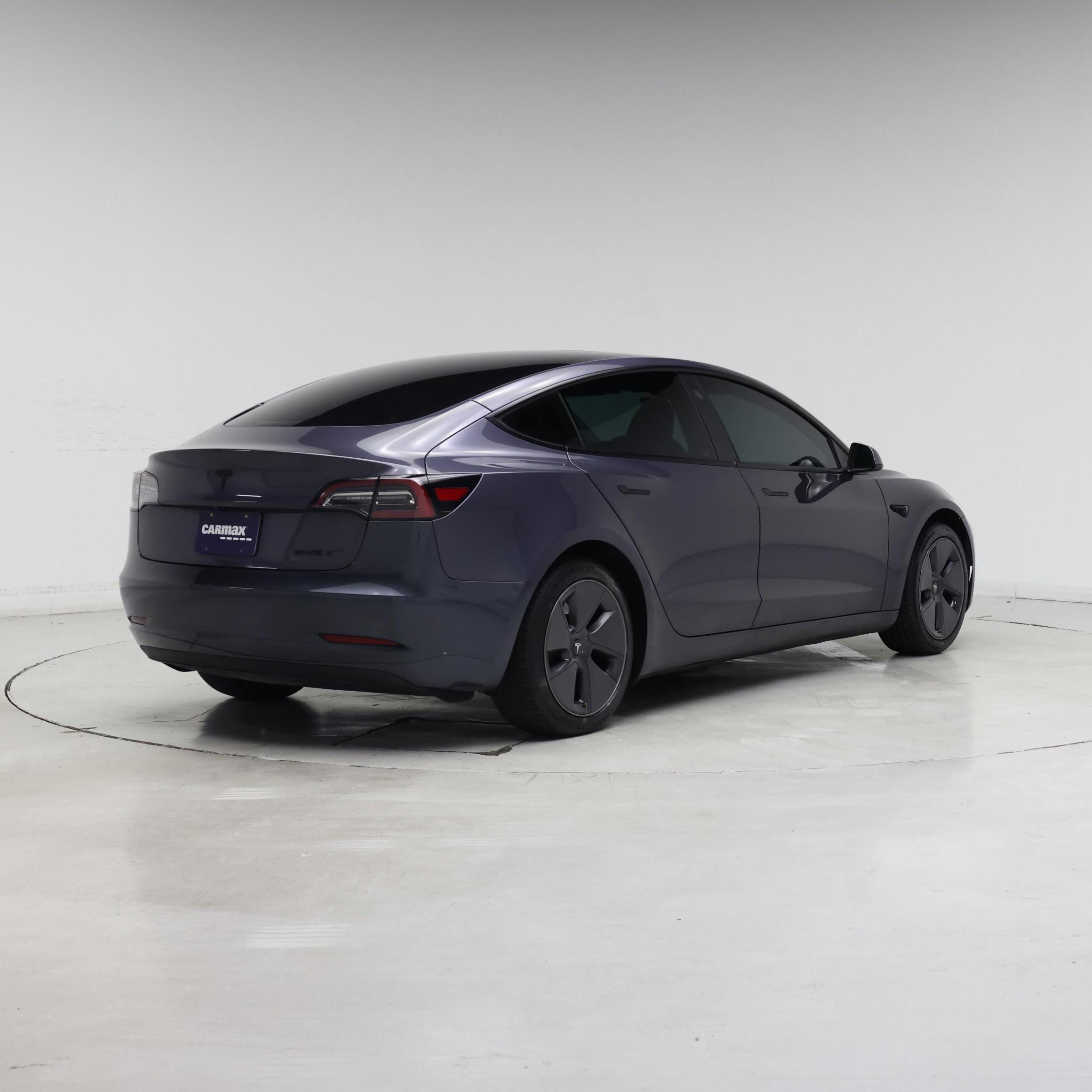 Thumbnail: 2023 Tesla Model 3 - 8