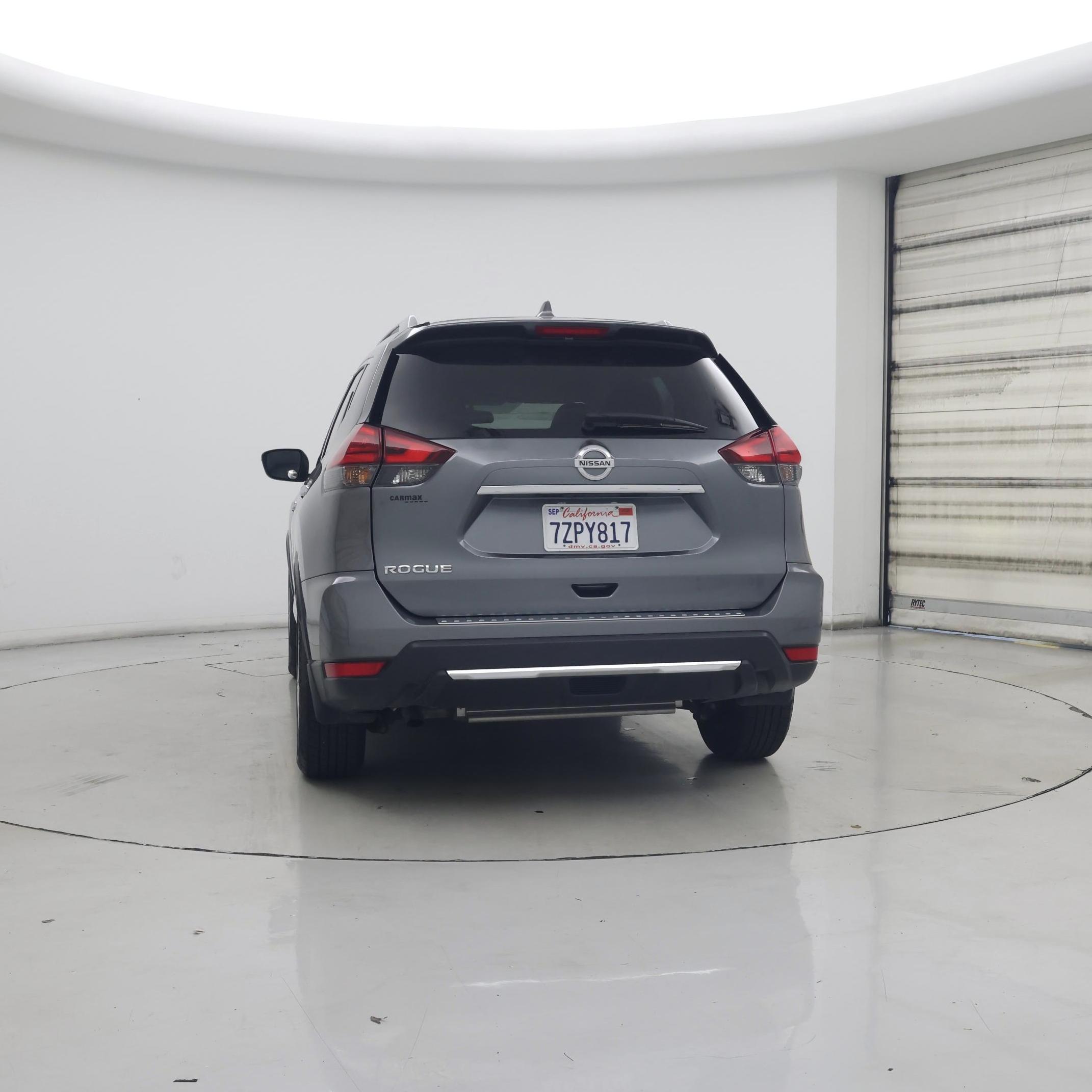 Thumbnail: 2017 Nissan Rogue - 6