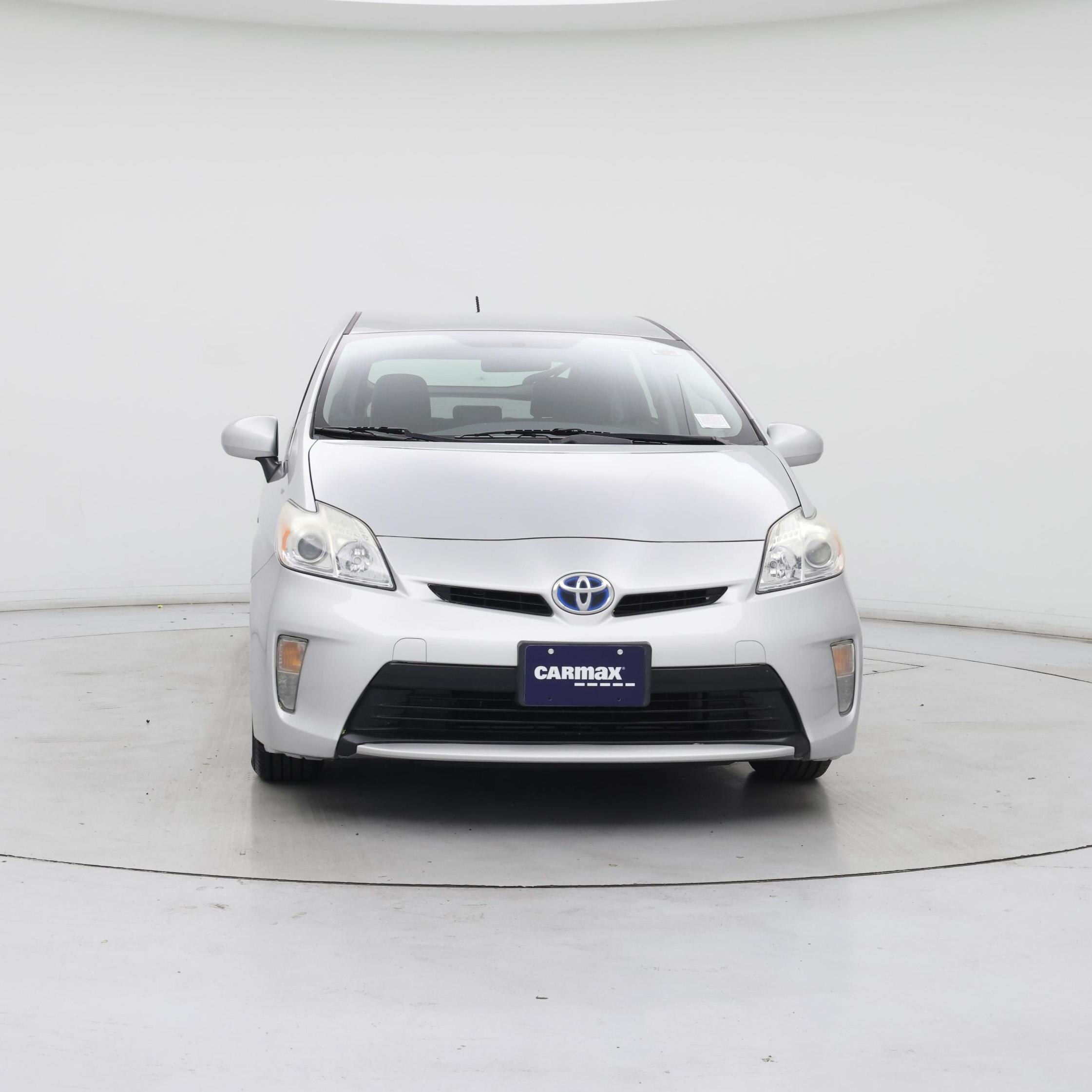 Thumbnail: 2015 Toyota Prius - 5