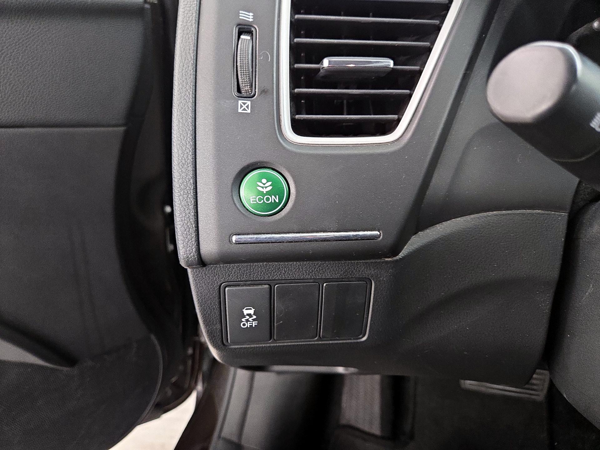 Thumbnail: 2014 Honda Civic - 13