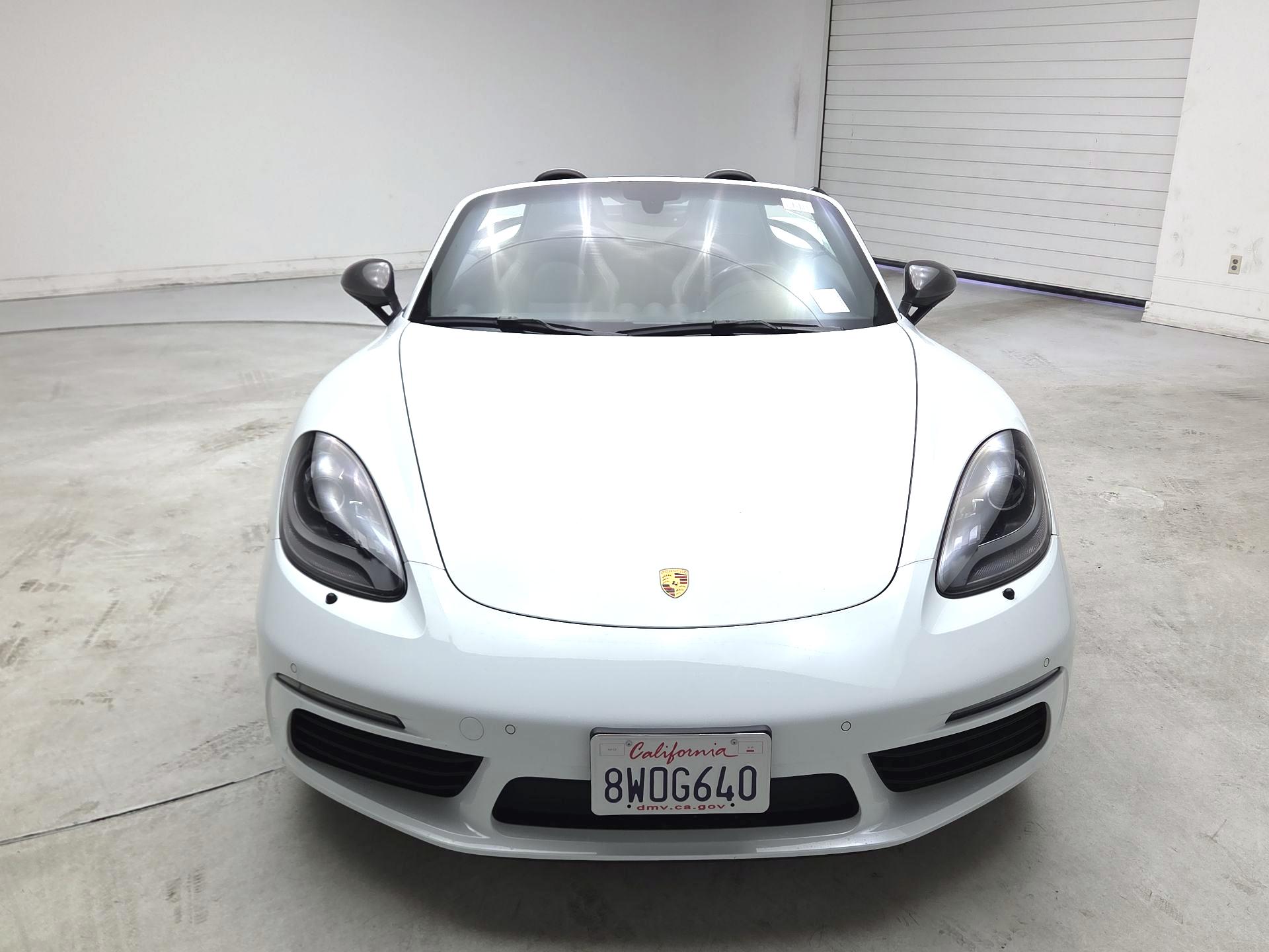 Thumbnail: 2021 Porsche 718 Boxster - 2