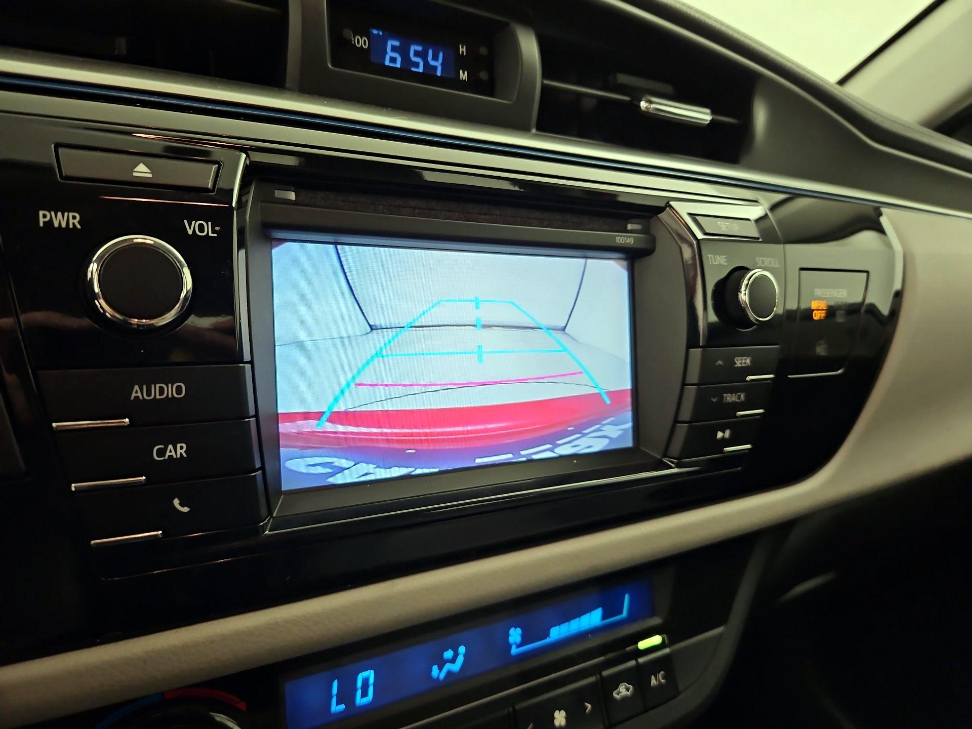 Thumbnail: 2014 Toyota Corolla - 14