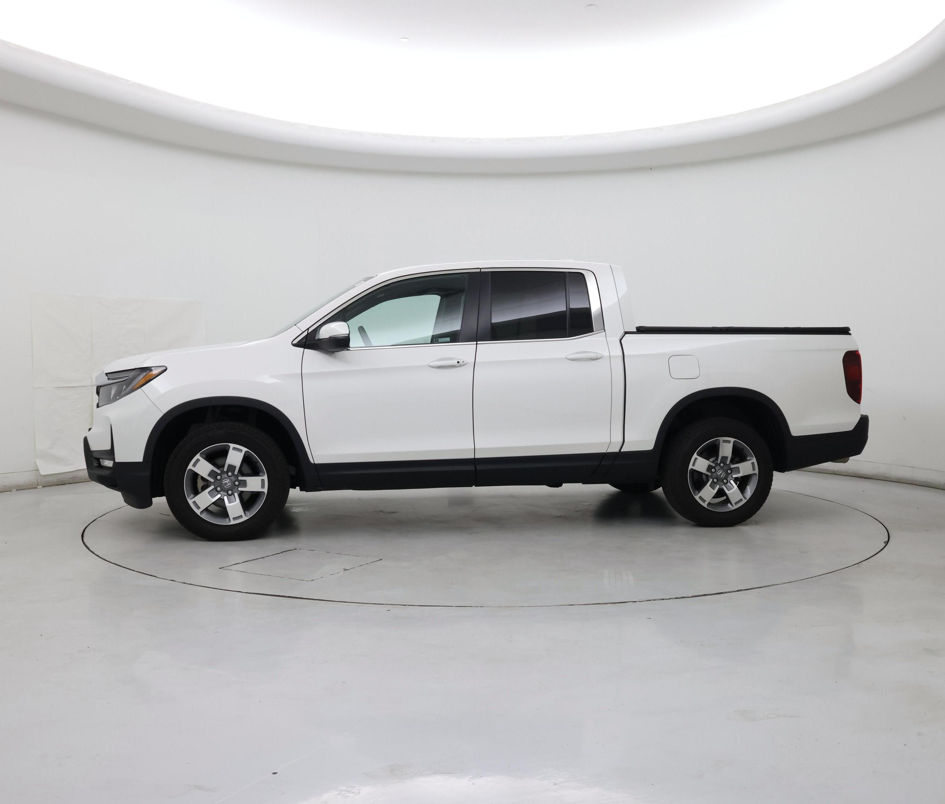 Thumbnail: 2025 Honda Ridgeline - 3