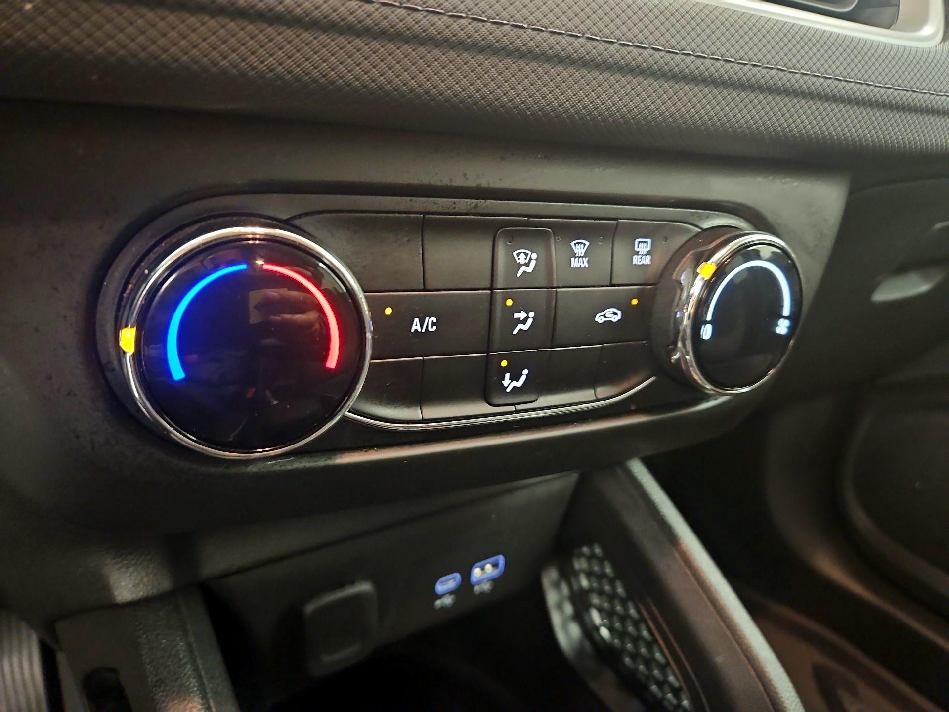 Thumbnail: 2025 Chevrolet TrailBlazer - 16