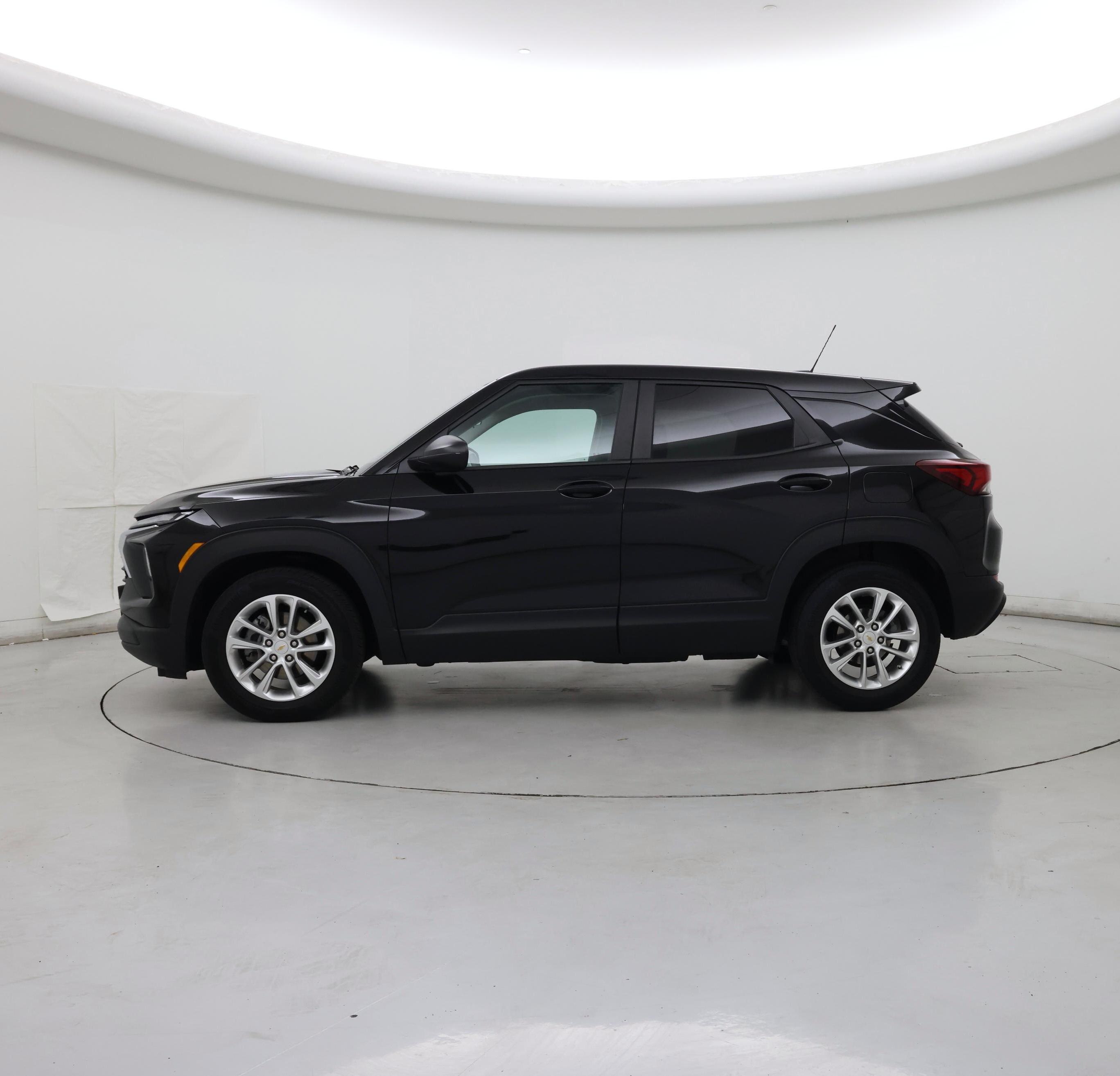 Thumbnail: 2025 Chevrolet TrailBlazer - 3
