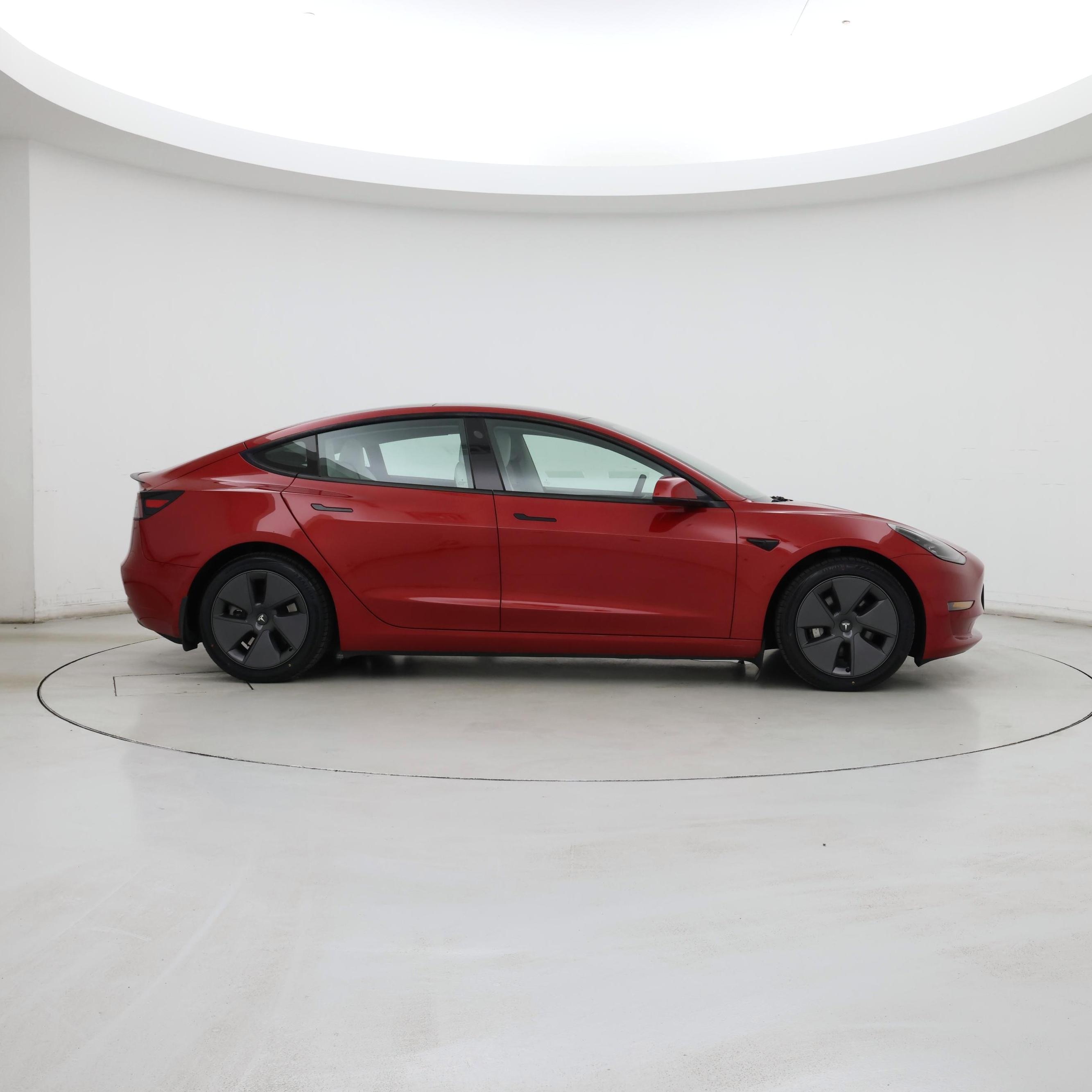 Thumbnail: 2021 Tesla Model 3 - 7