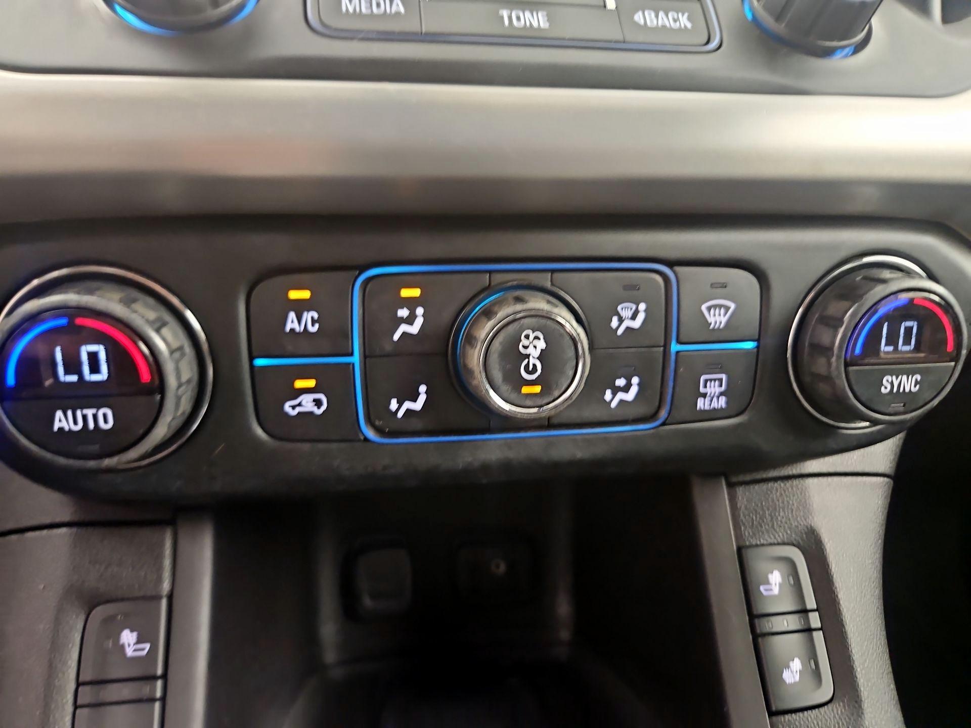 Thumbnail: 2017 GMC Acadia - 14