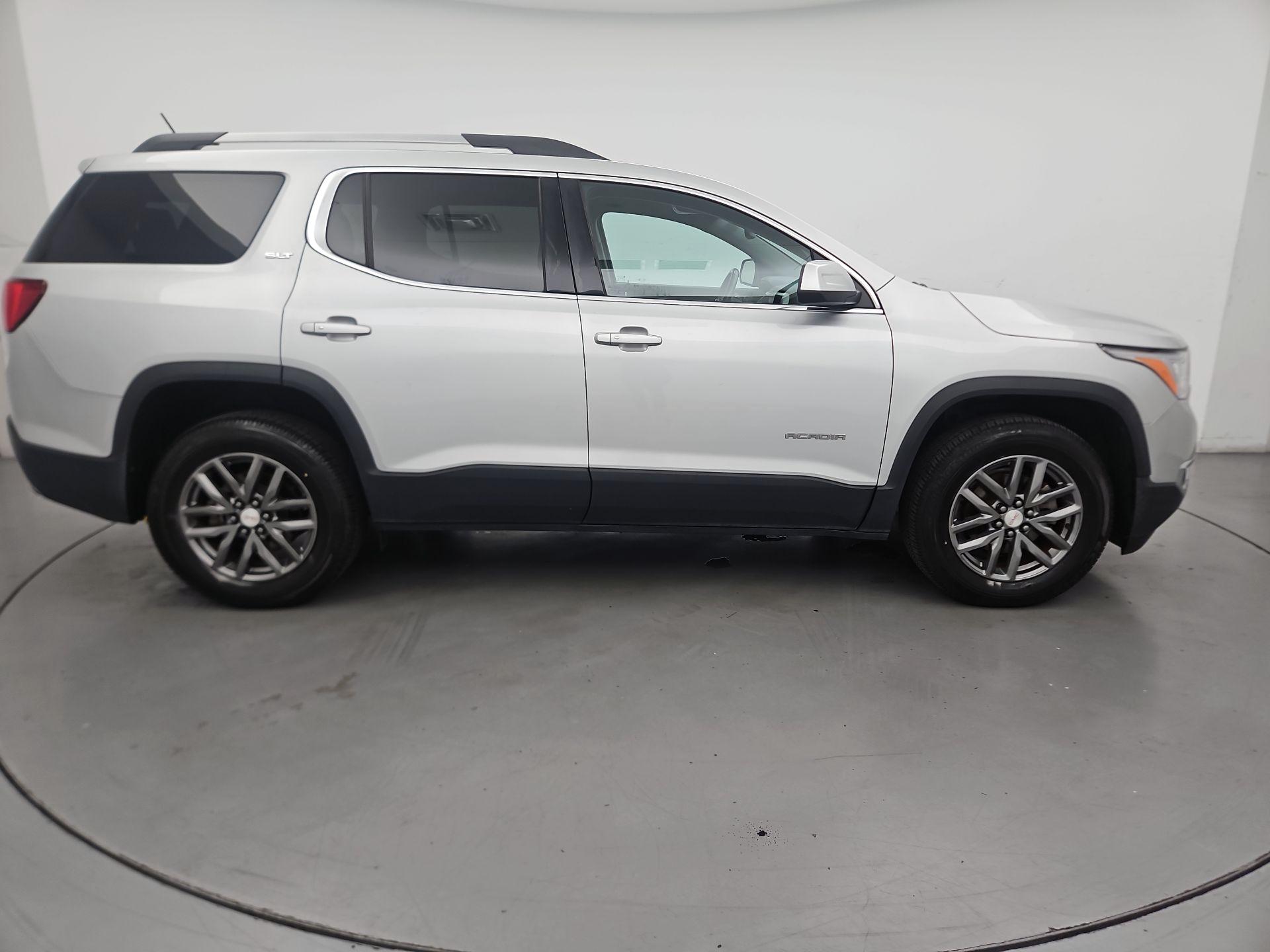 Thumbnail: 2017 GMC Acadia - 4
