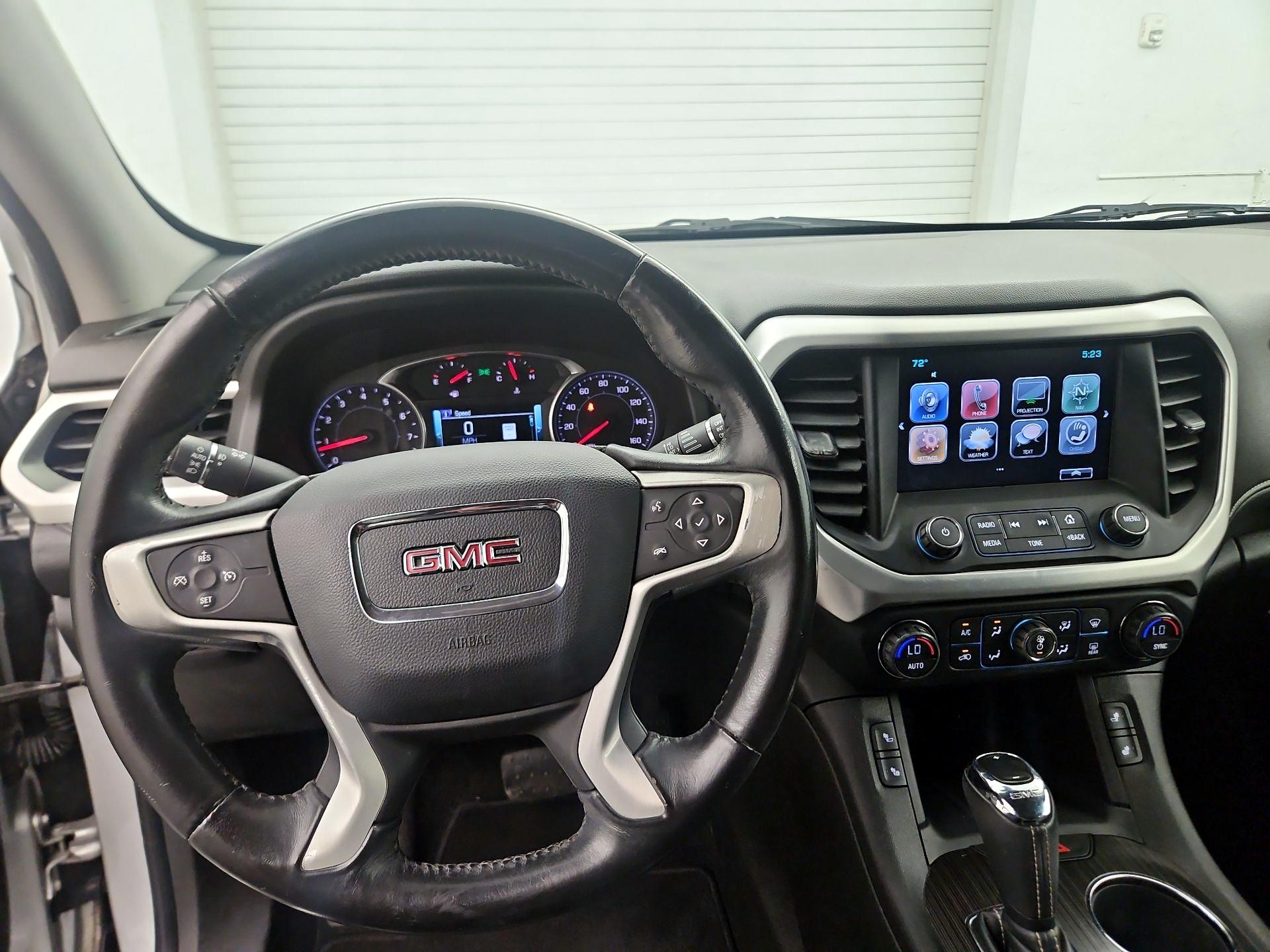 Thumbnail: 2017 GMC Acadia - 8