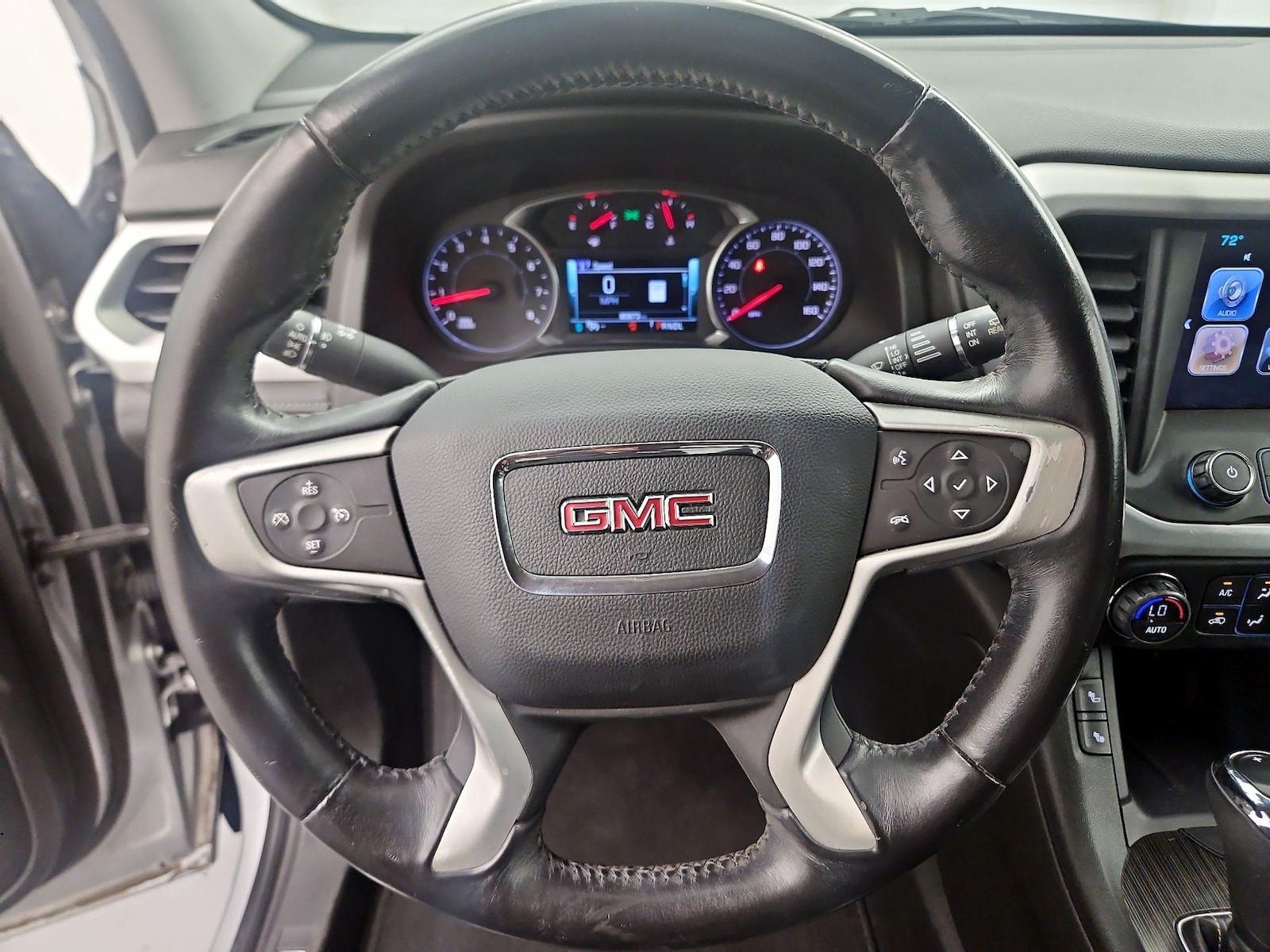 2017 GMC Acadia SLT-1 - Photo 9