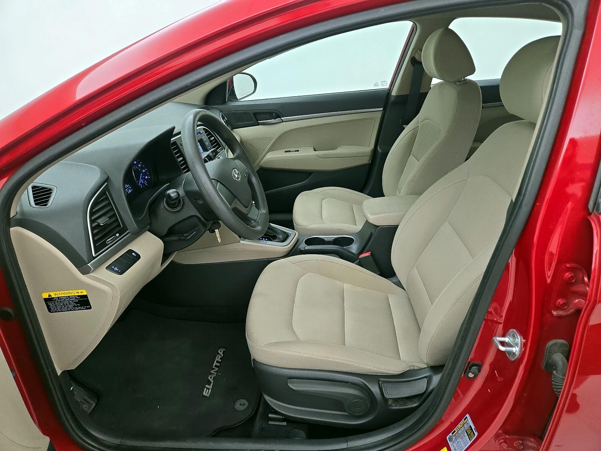 Thumbnail: 2017 Hyundai Elantra - 11