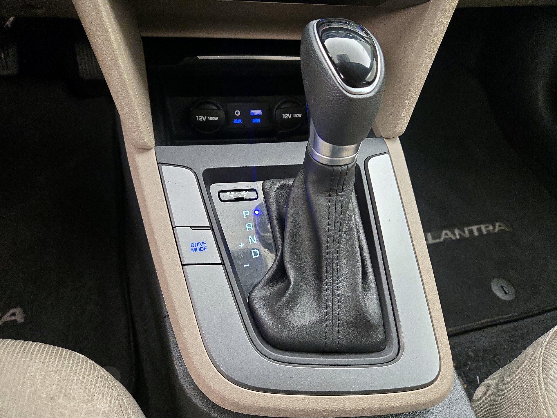 Thumbnail: 2017 Hyundai Elantra - 16