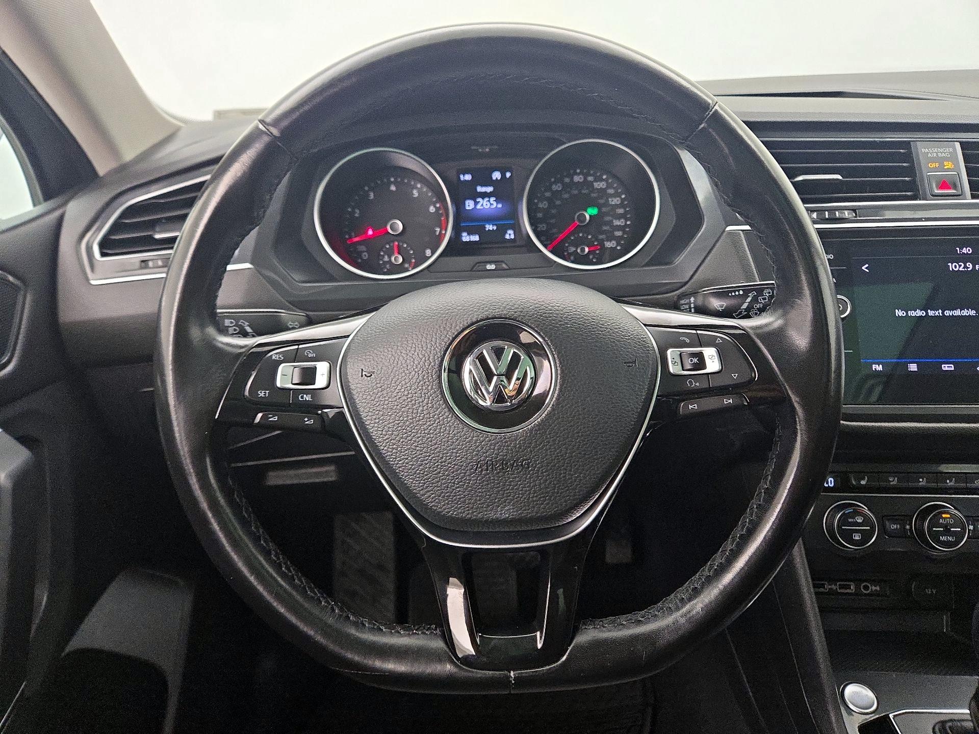 Thumbnail: 2018 Volkswagen Tiguan - 10