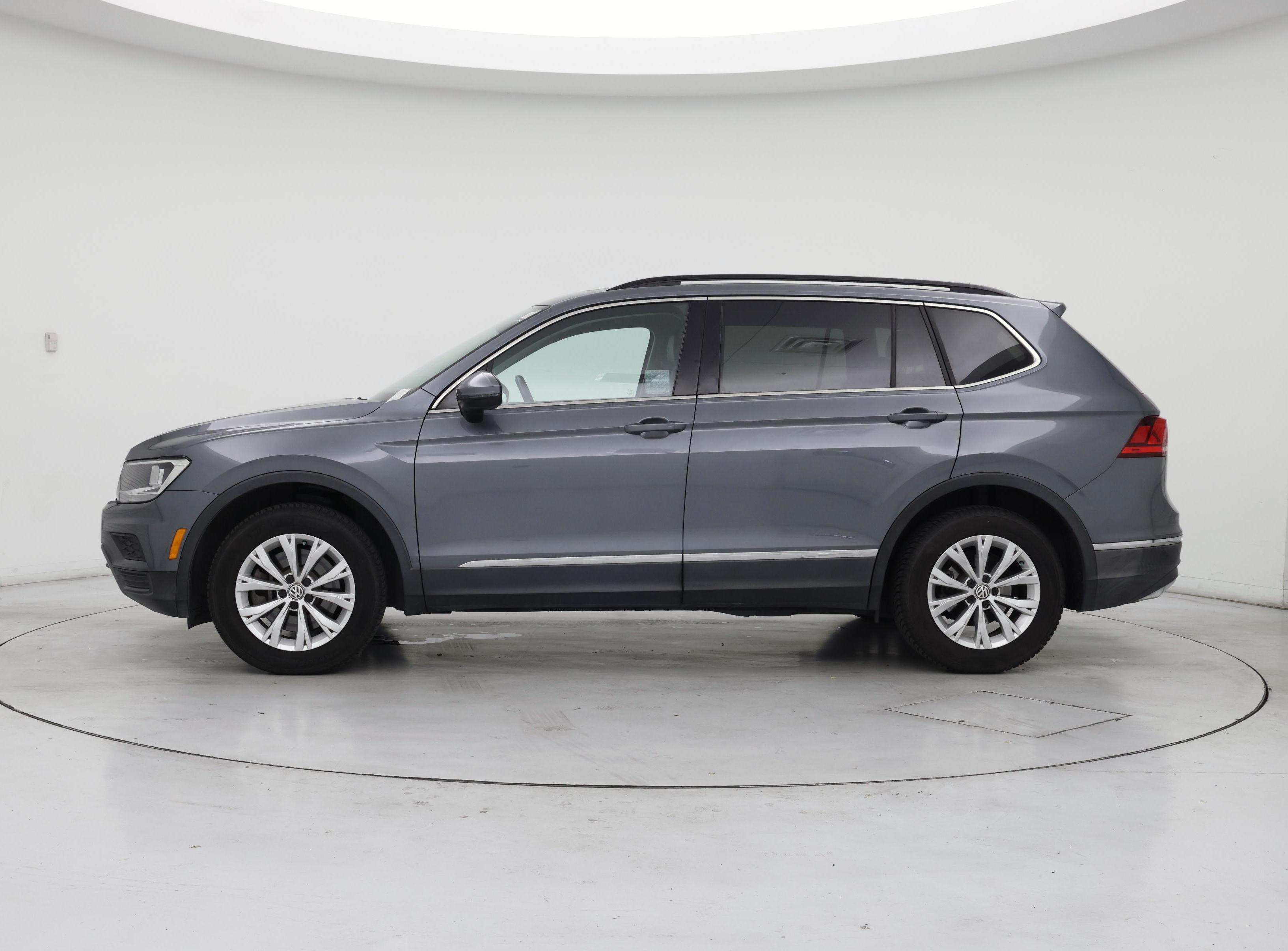 Thumbnail: 2018 Volkswagen Tiguan - 3
