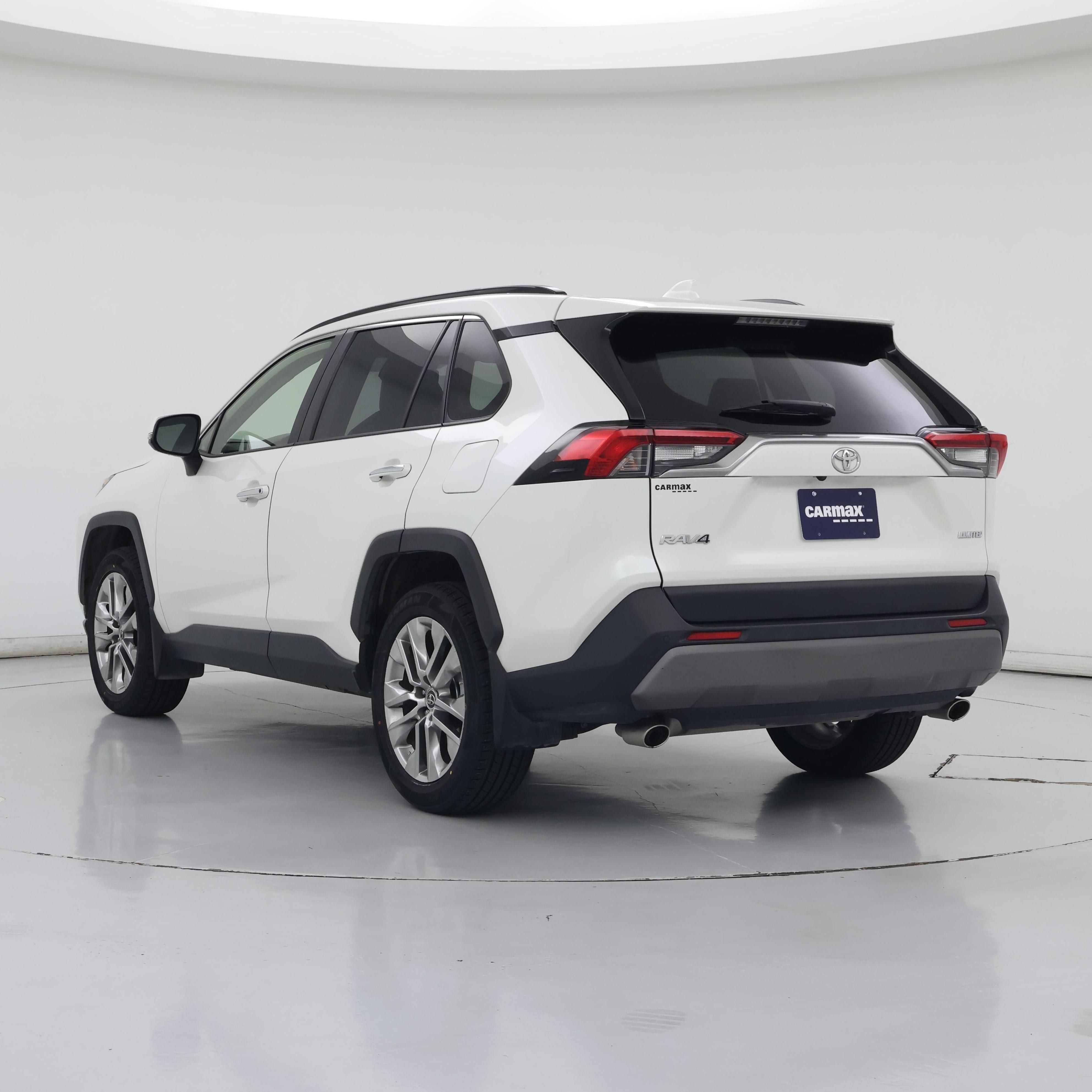 Thumbnail: 2019 Toyota RAV4 - 2