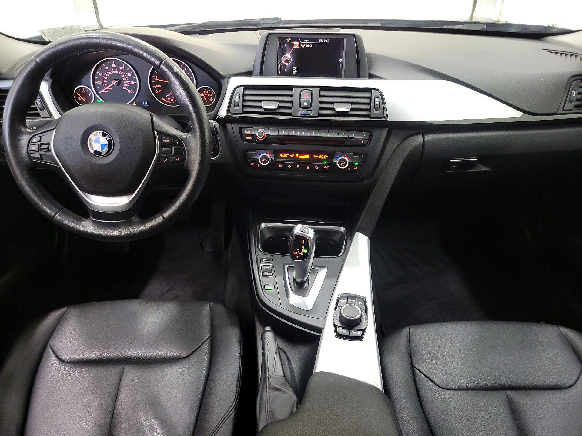 Thumbnail: 2015 BMW 3 Series - 9