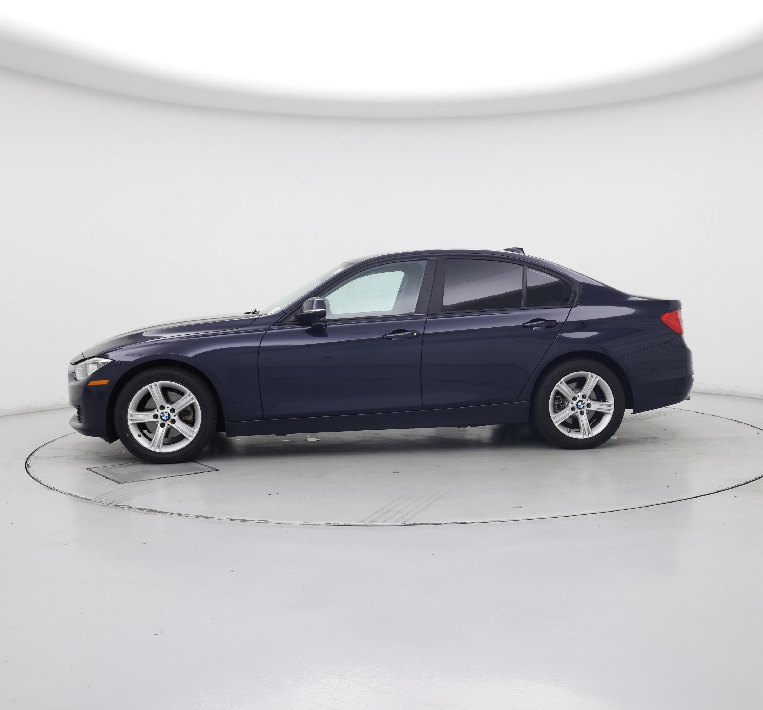 Thumbnail: 2015 BMW 3 Series - 3