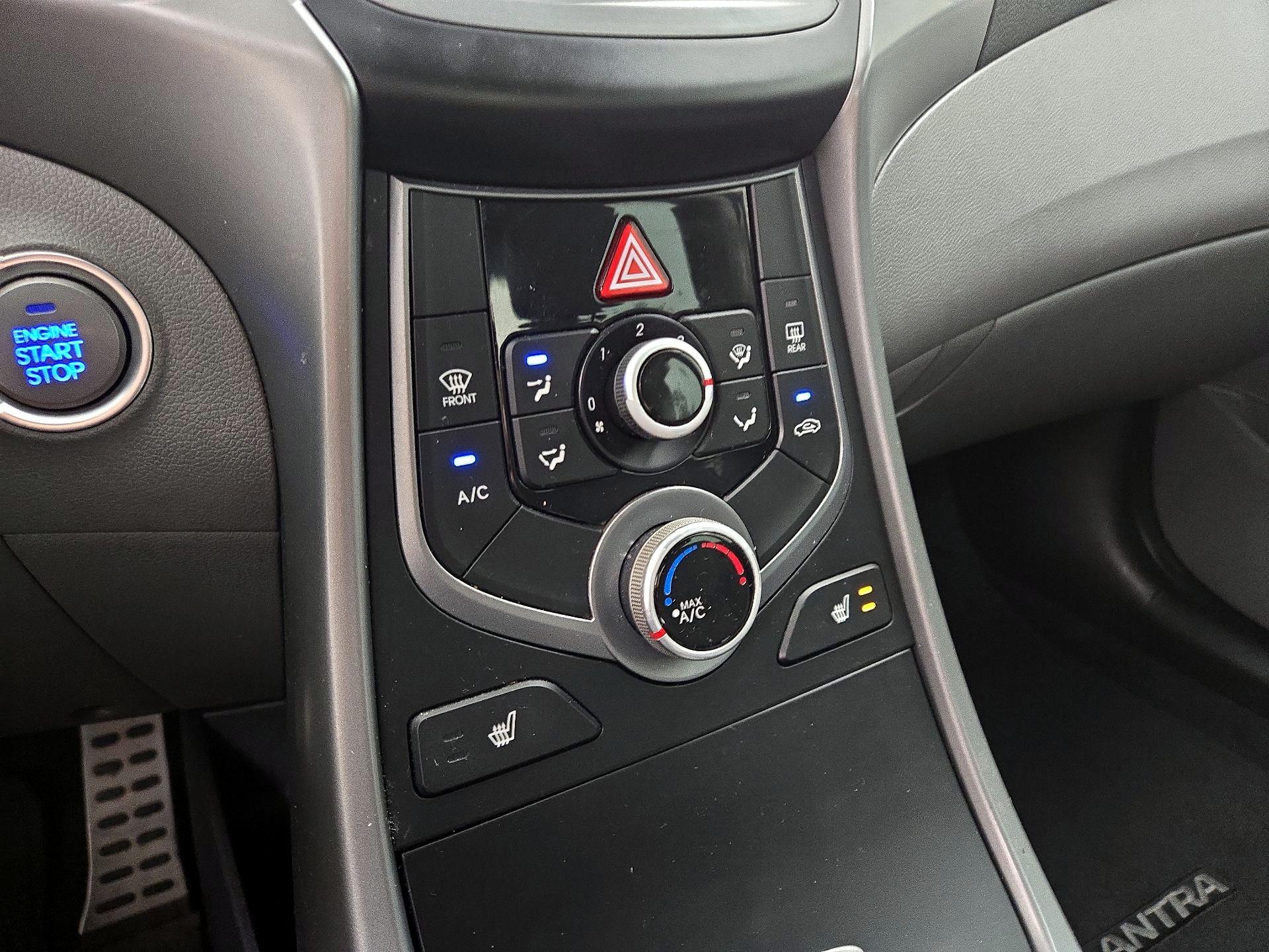 Thumbnail: 2014 Hyundai Elantra - 16