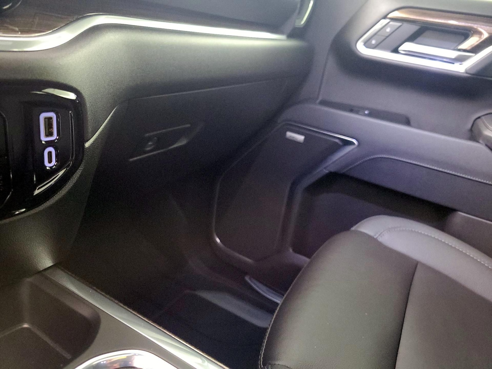 2025 Chevrolet Silverado 1500 RST - Photo 20