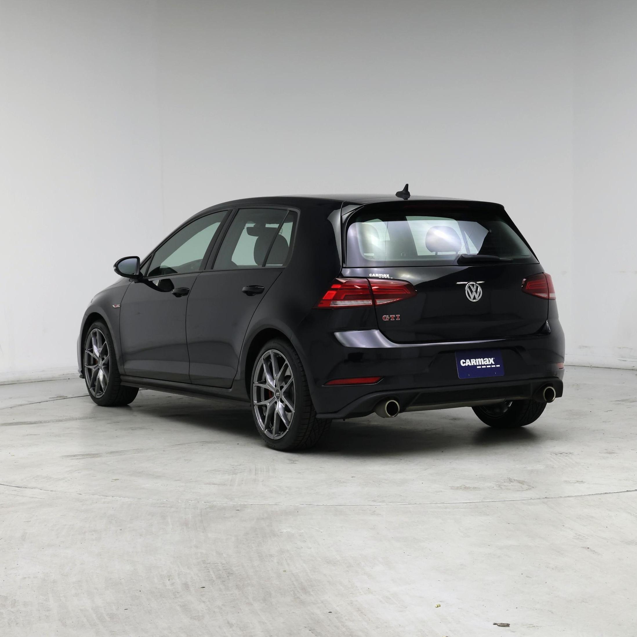 Thumbnail: 2019 Volkswagen Golf - 2