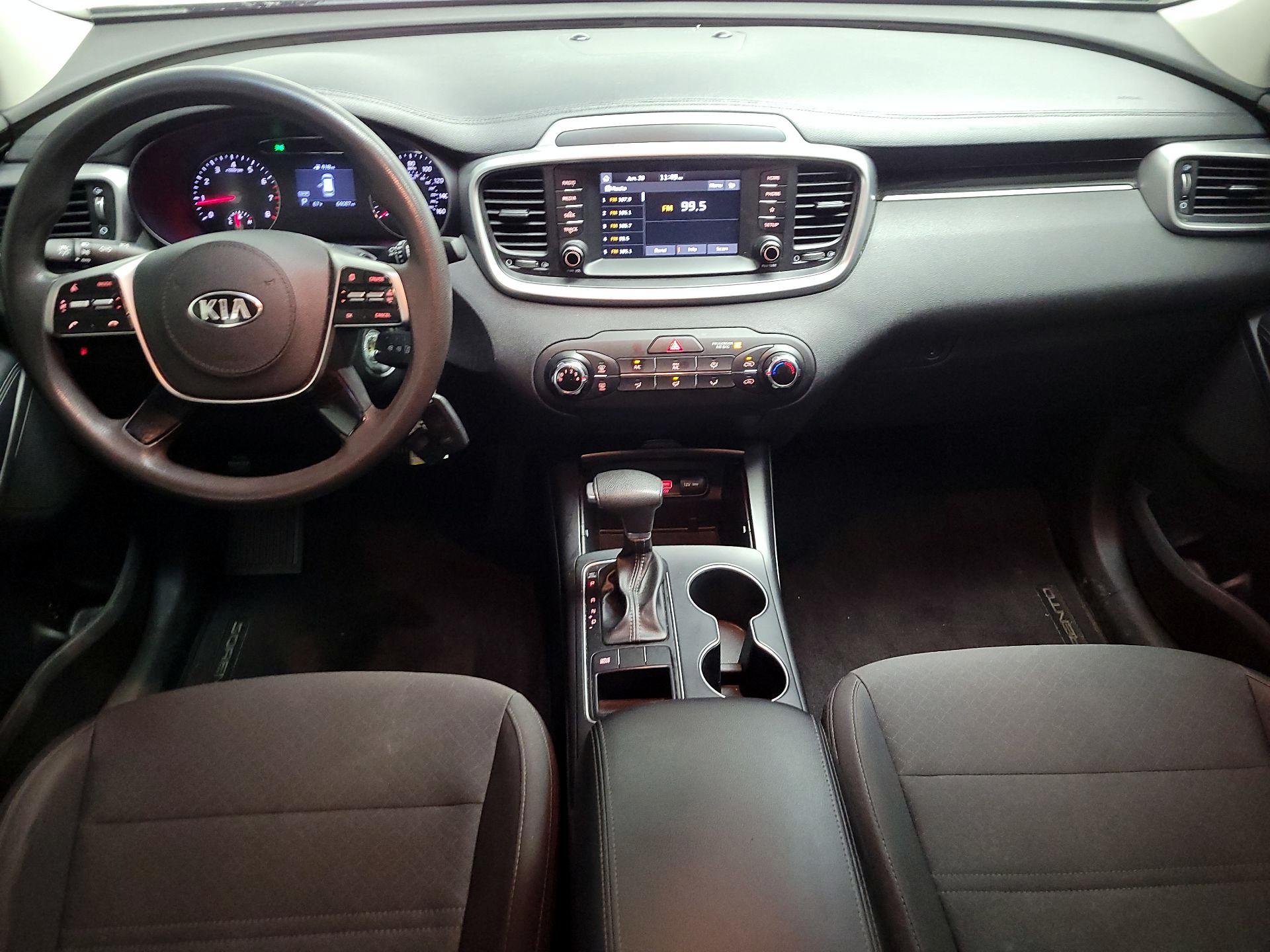 Thumbnail: 2019 Kia Sorento - 9