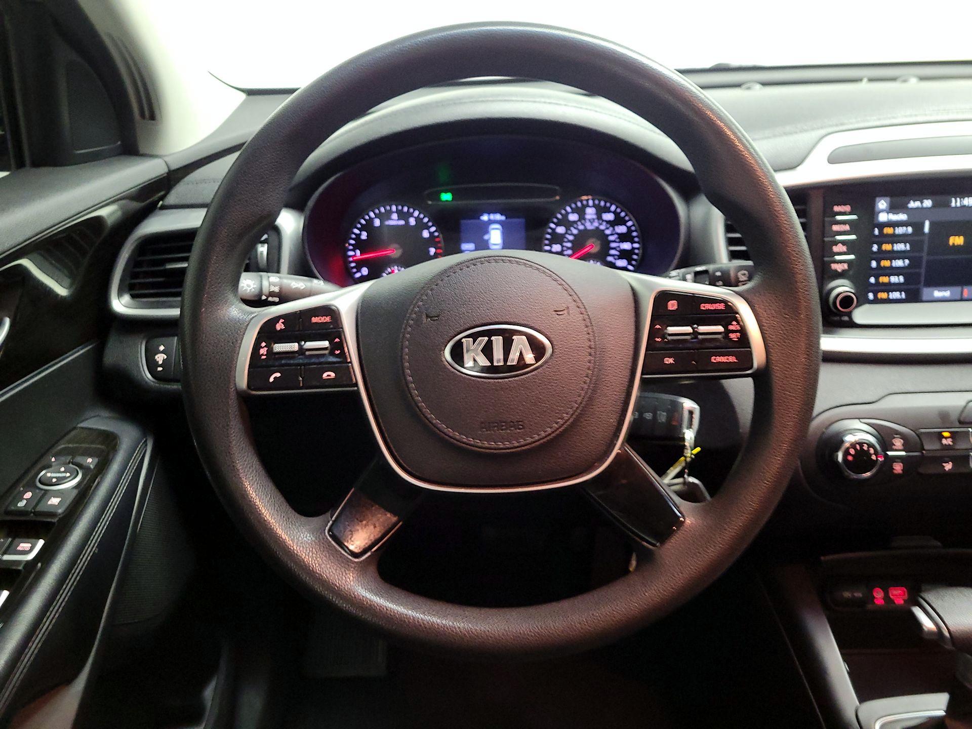 Thumbnail: 2019 Kia Sorento - 10