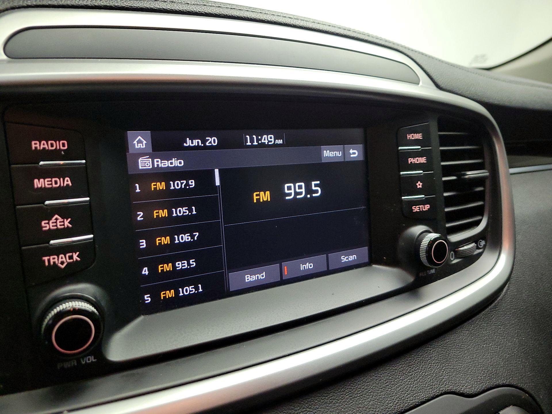 Thumbnail: 2019 Kia Sorento - 13