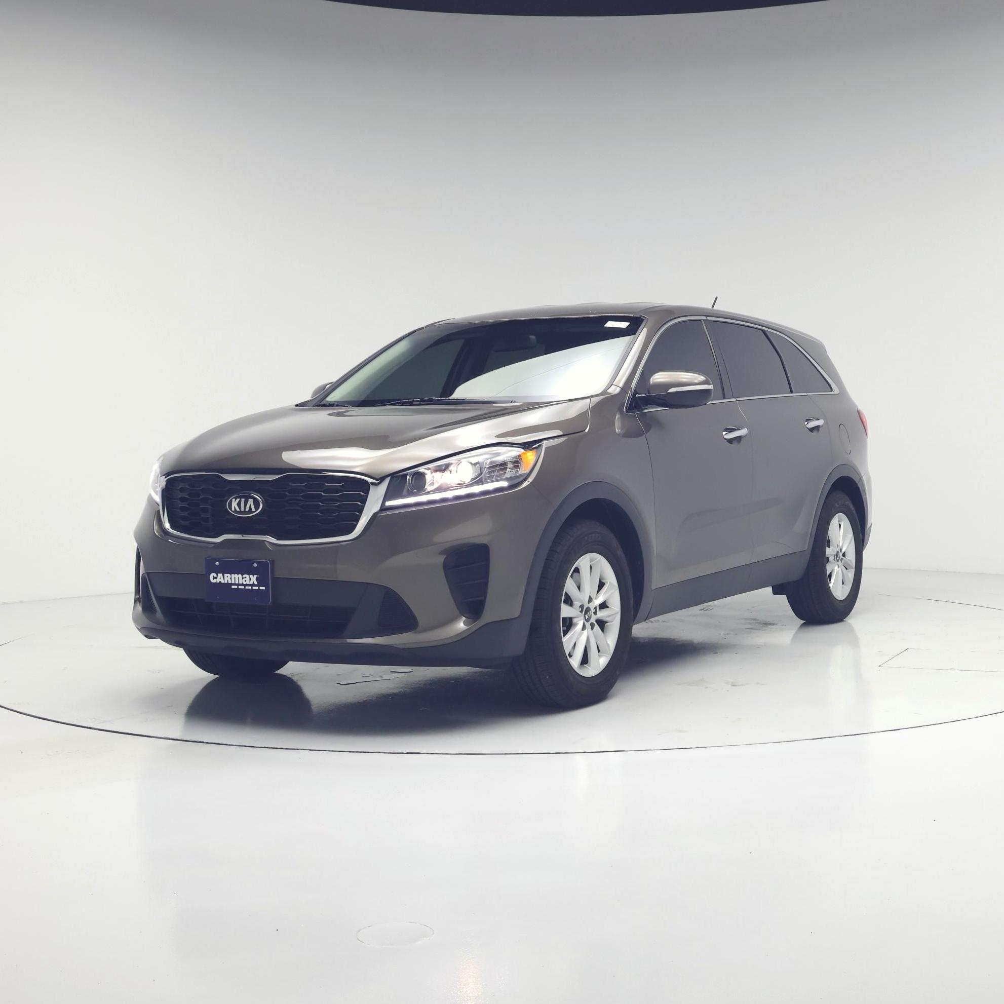 Thumbnail: 2019 Kia Sorento - 4