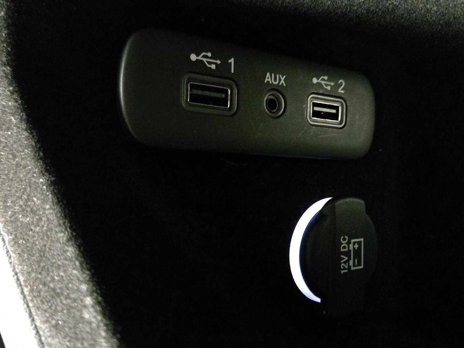 2022 Dodge Challenger SXT - Photo 20