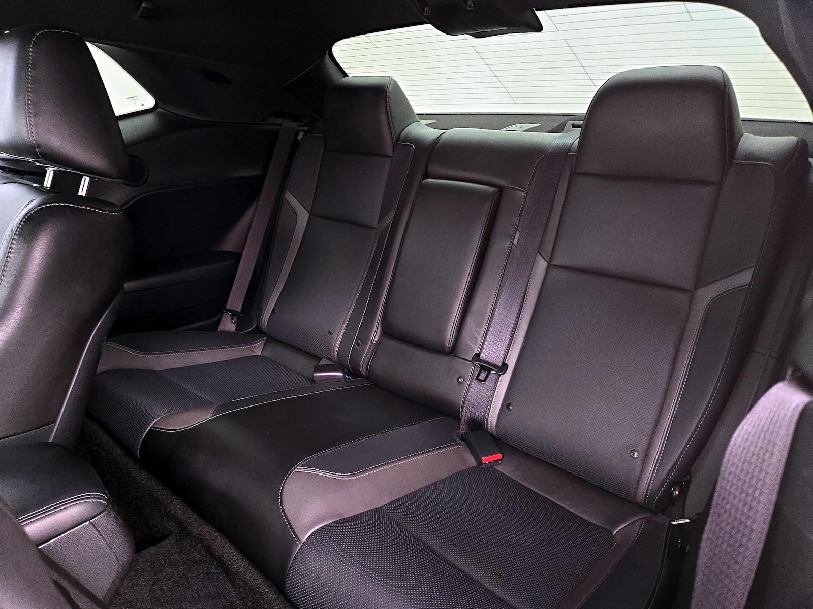 2022 Dodge Challenger SXT - Photo 21