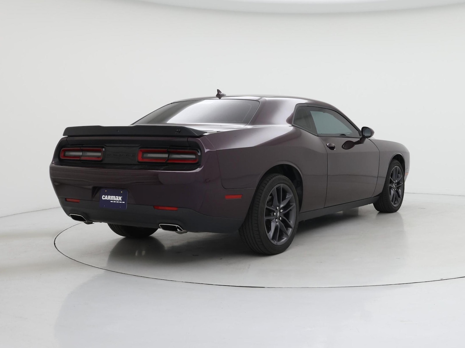2022 Dodge Challenger SXT - Photo 9