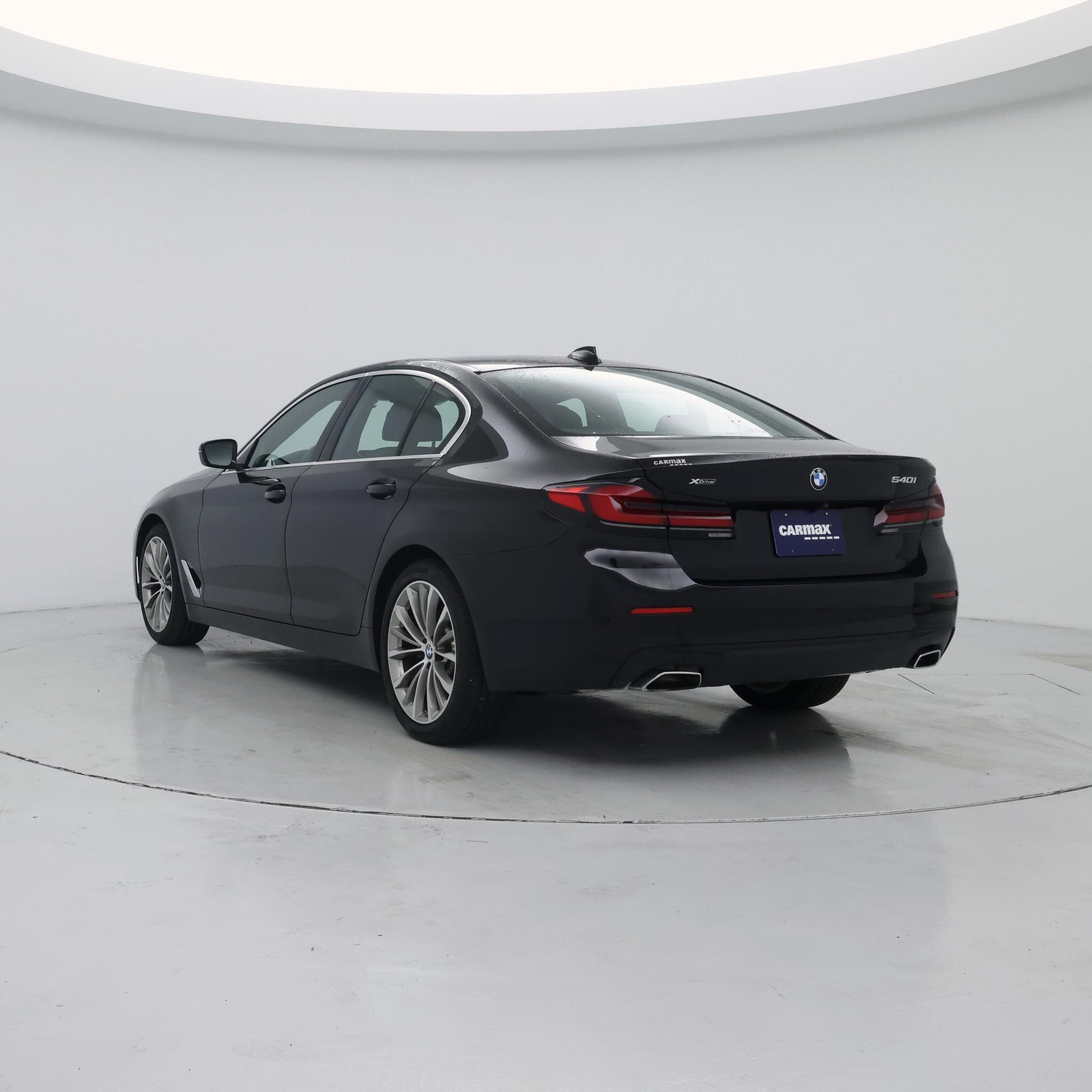 Thumbnail: 2022 BMW 5 Series - 2