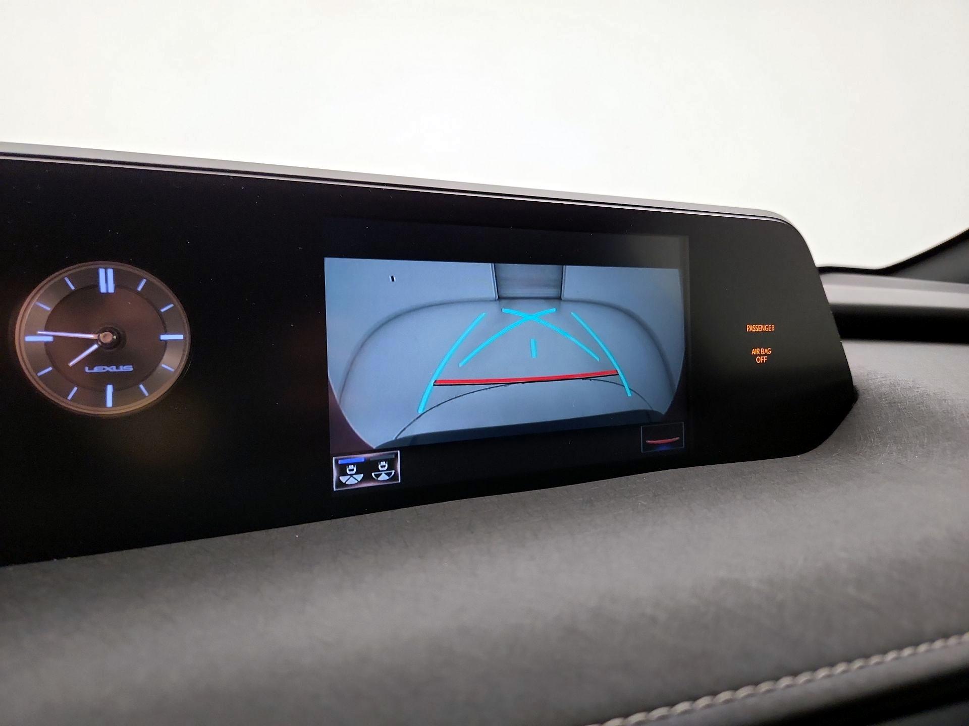 Thumbnail: 2021 Lexus UX - 14