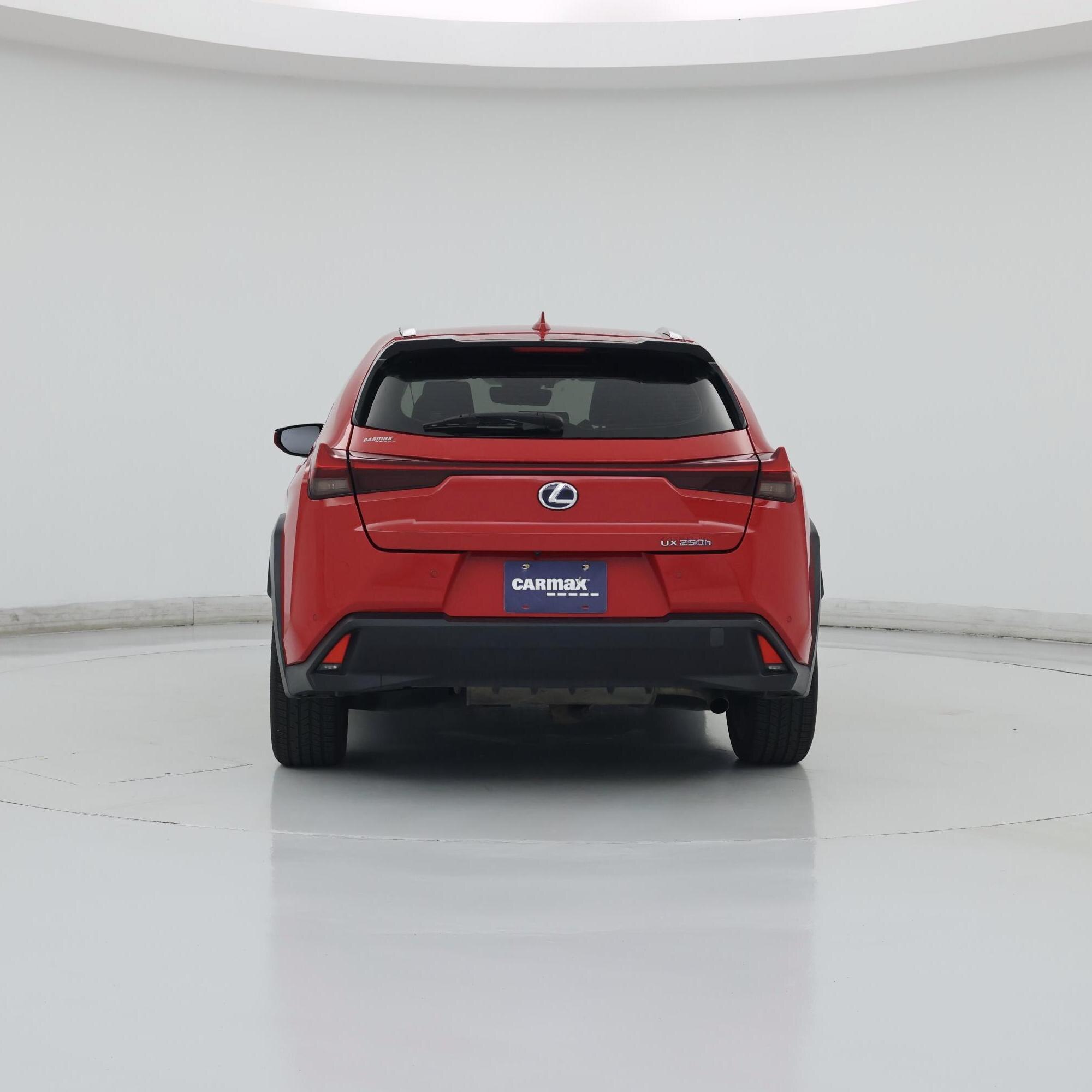 Thumbnail: 2021 Lexus UX - 6