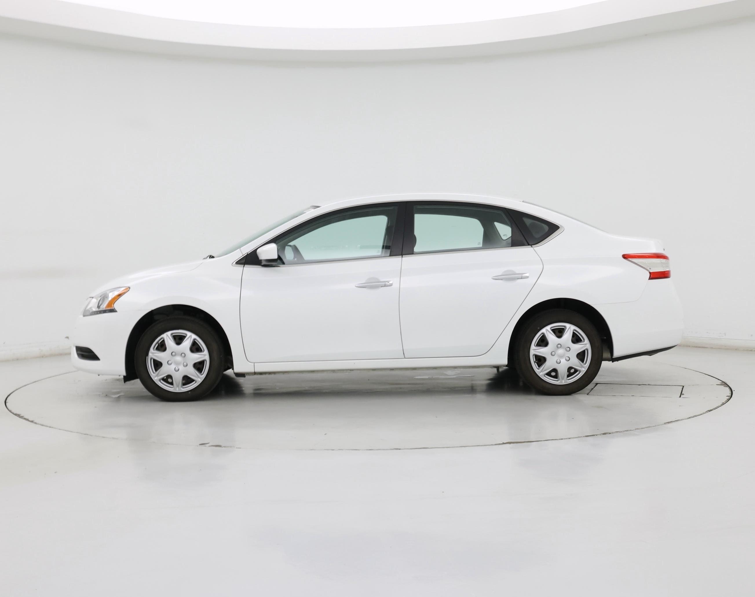 Thumbnail: 2014 Nissan Sentra - 3