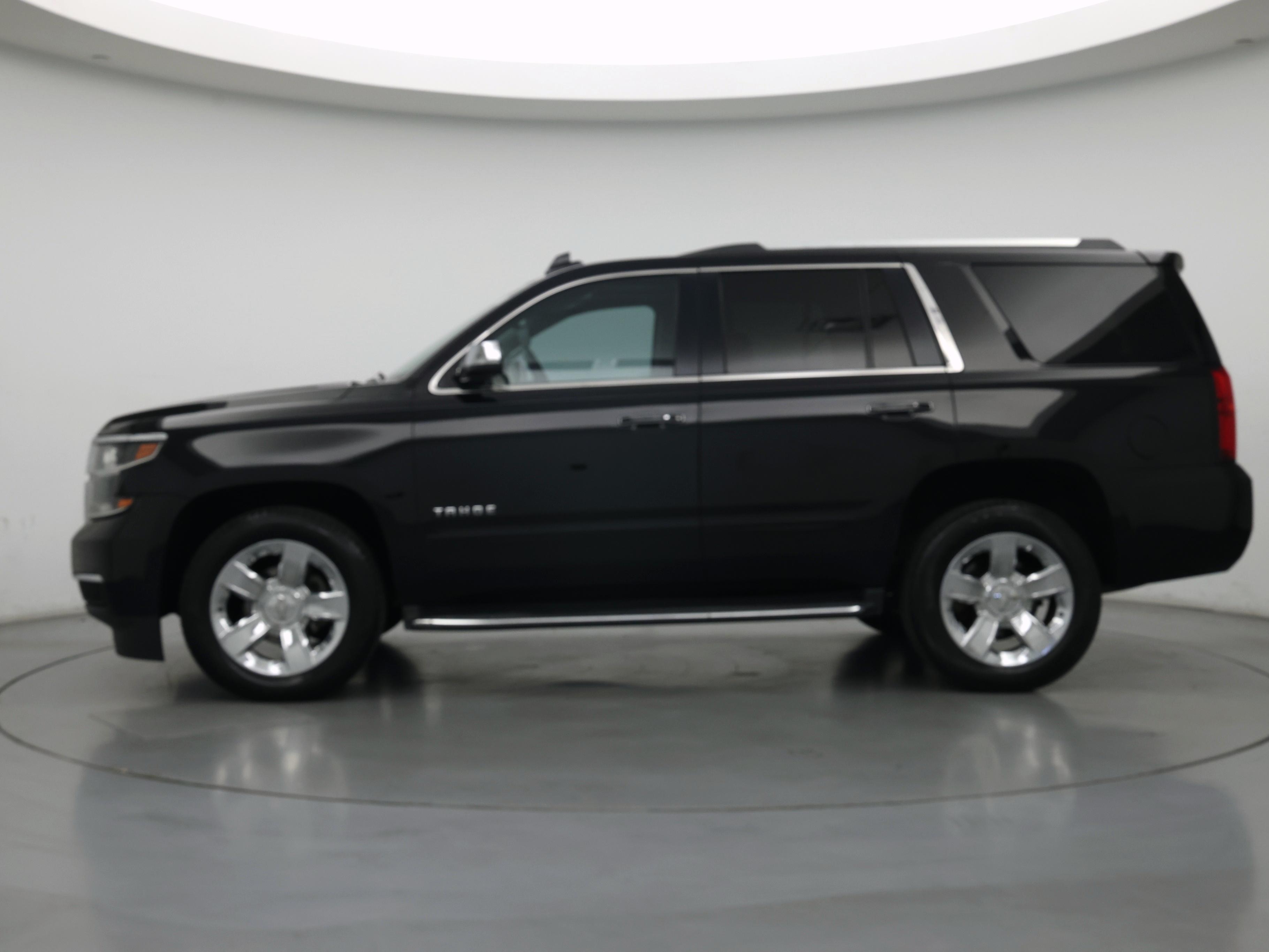 Thumbnail: 2018 Chevrolet Tahoe - 3