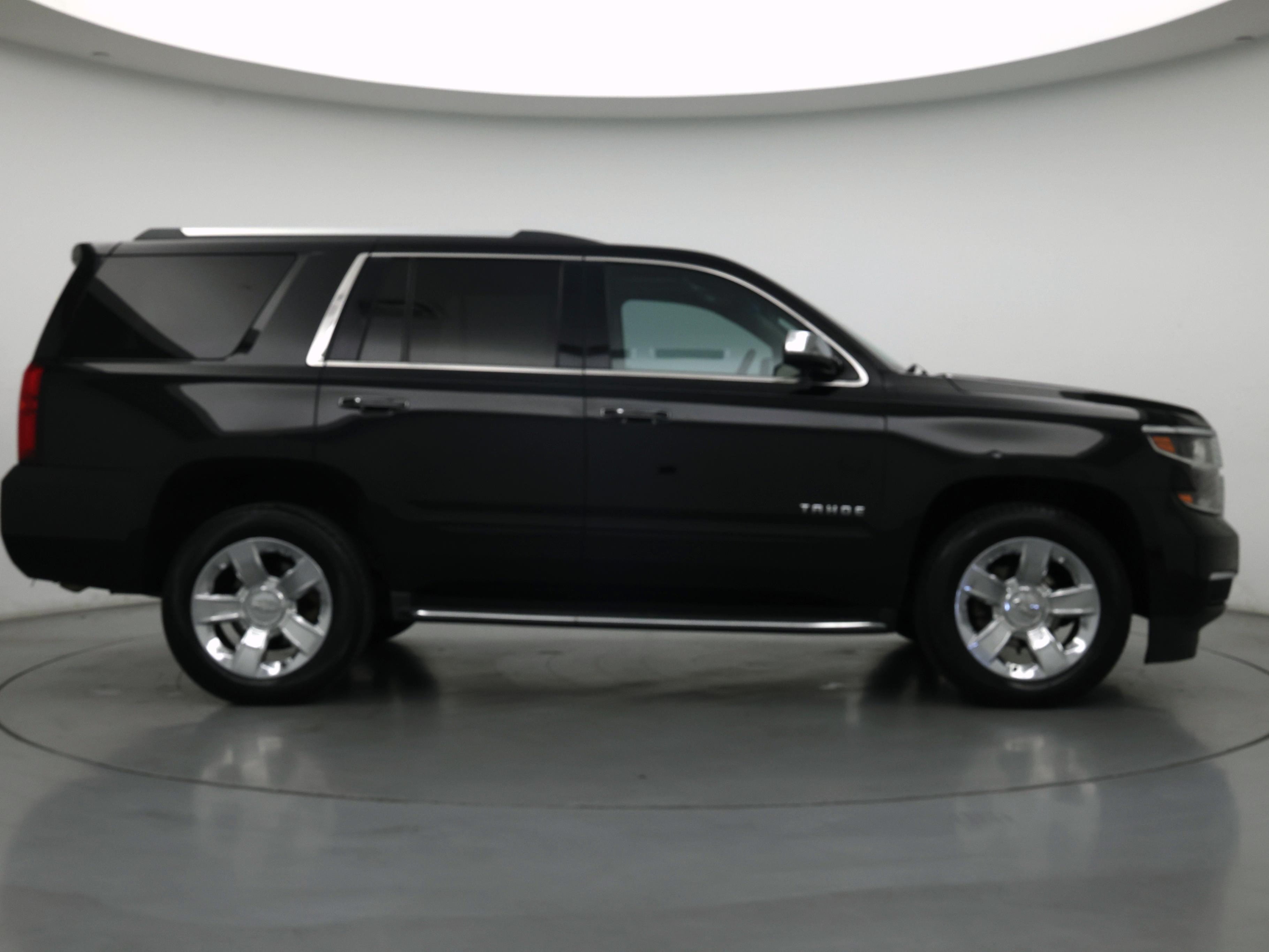 Thumbnail: 2018 Chevrolet Tahoe - 7
