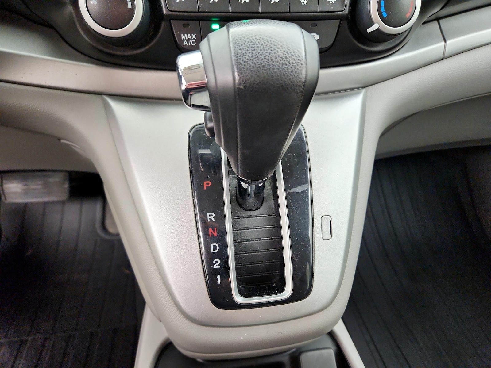 2014 Honda CR-V LX - Photo 18