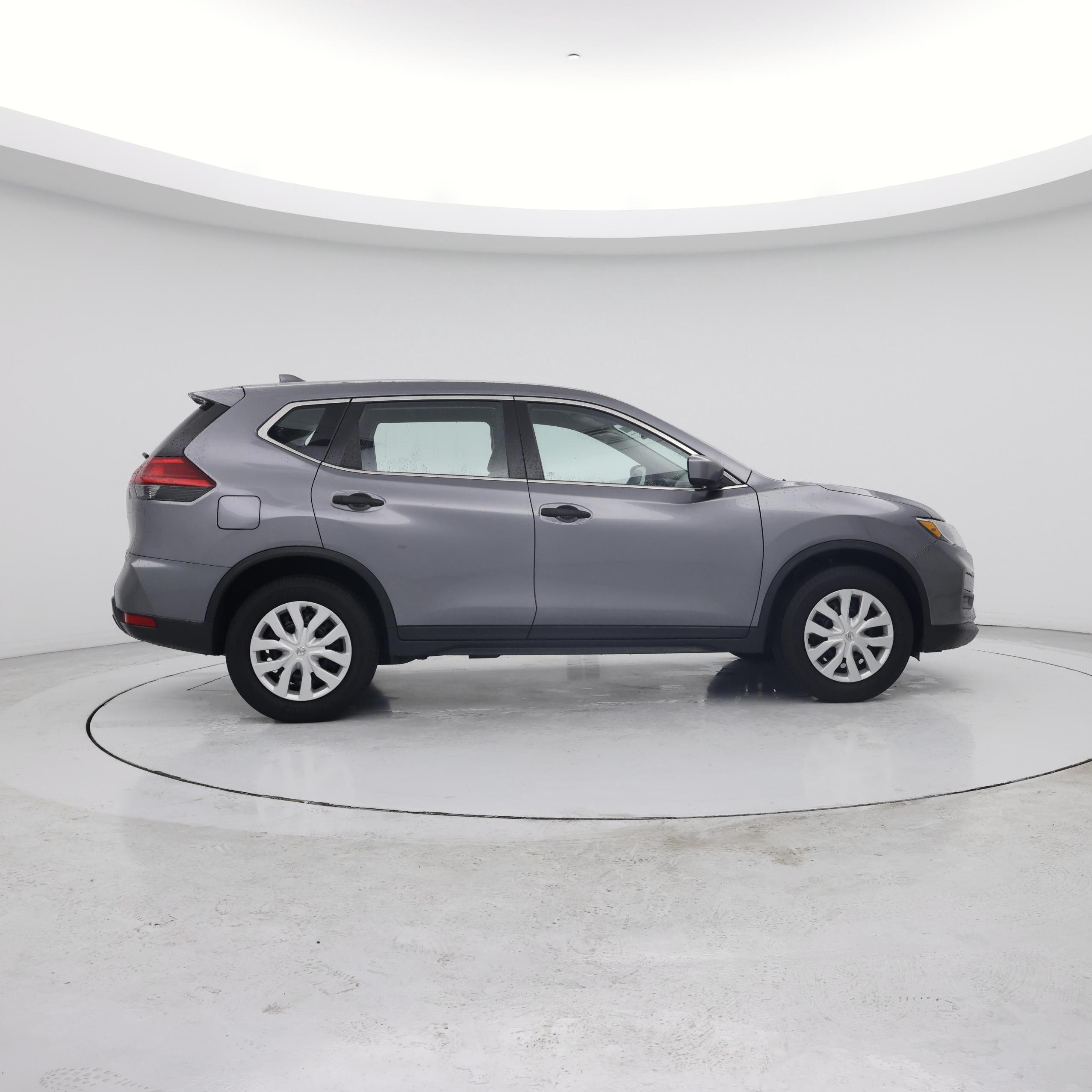 Thumbnail: 2017 Nissan Rogue - 7