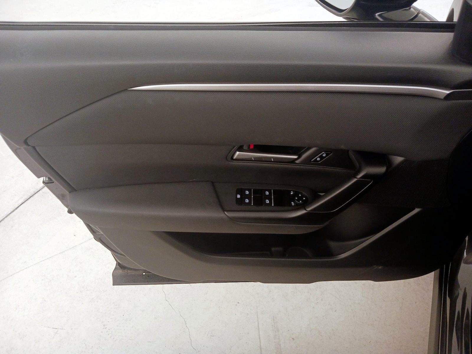 2024 Mazda CX-50 S PREMIUM - Photo 13