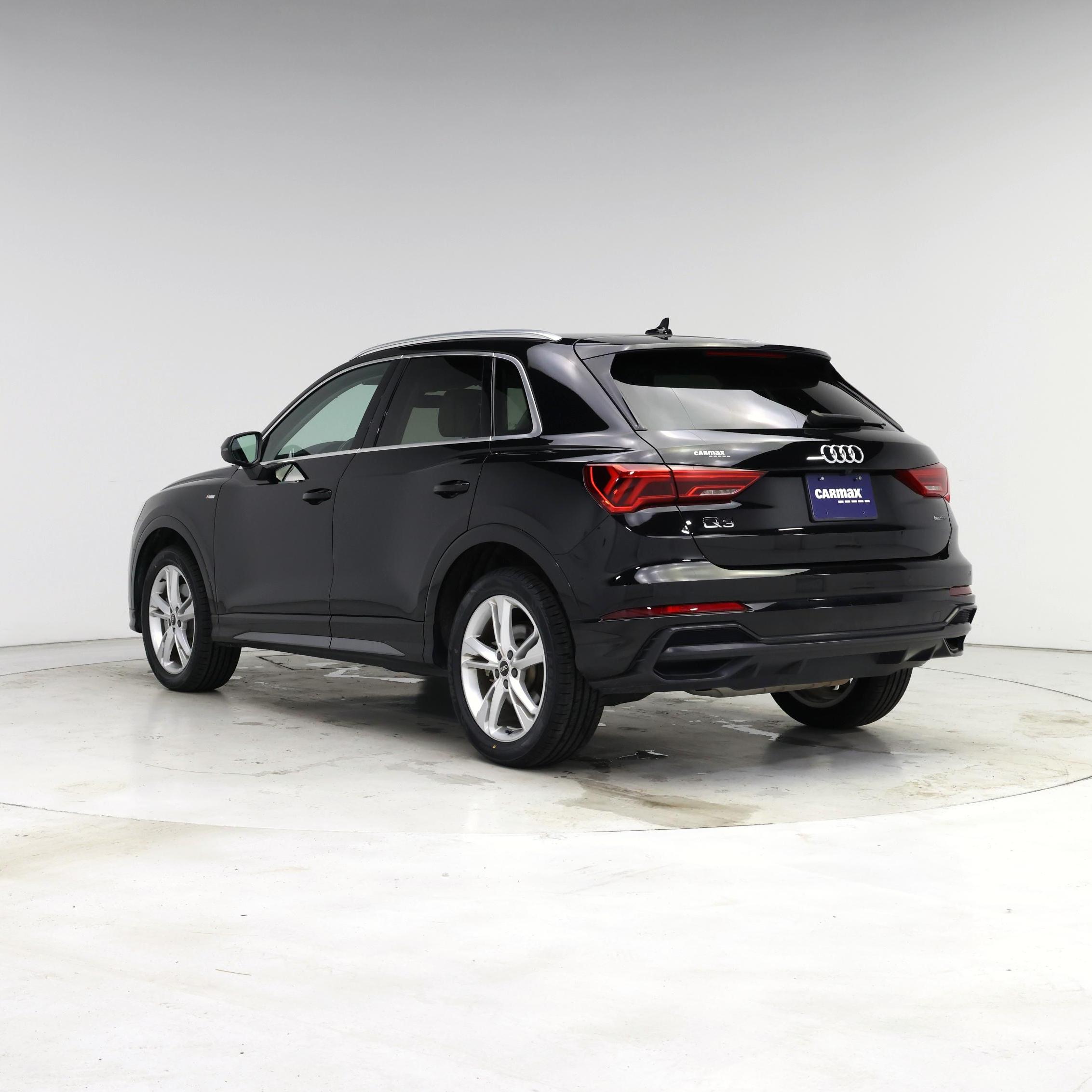 Thumbnail: 2022 Audi Q3 - 2