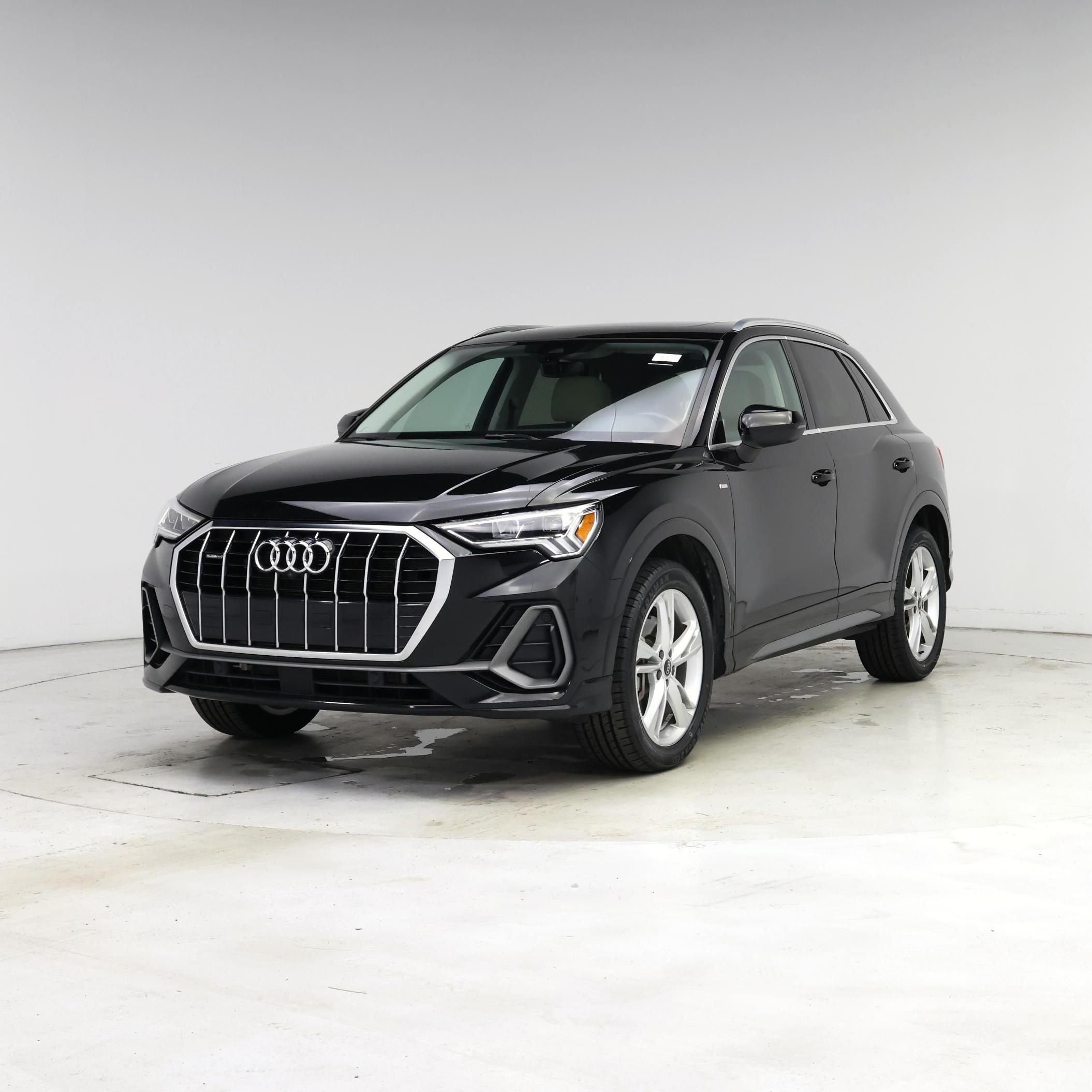 Thumbnail: 2022 Audi Q3 - 4