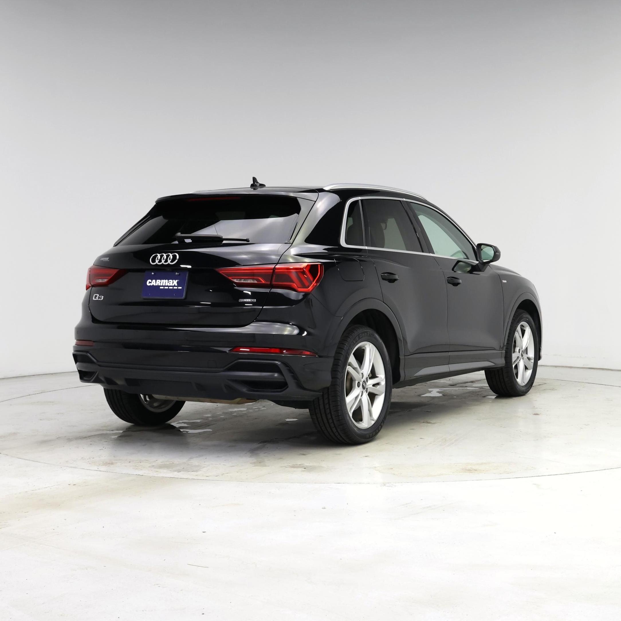 Thumbnail: 2022 Audi Q3 - 8